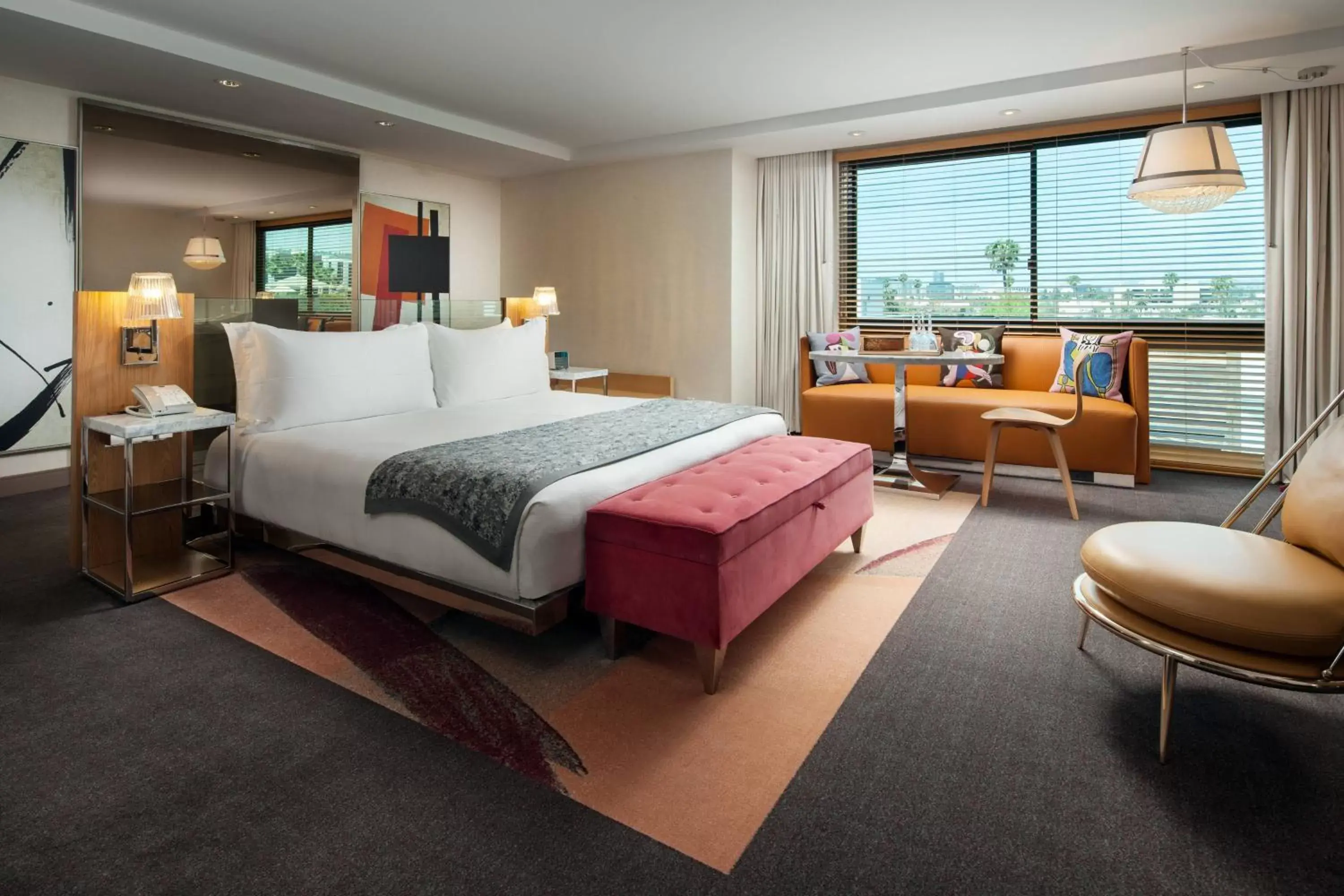 Bedroom, Bed in SLS Hotel, a Luxury Collection Hotel, Beverly Hills