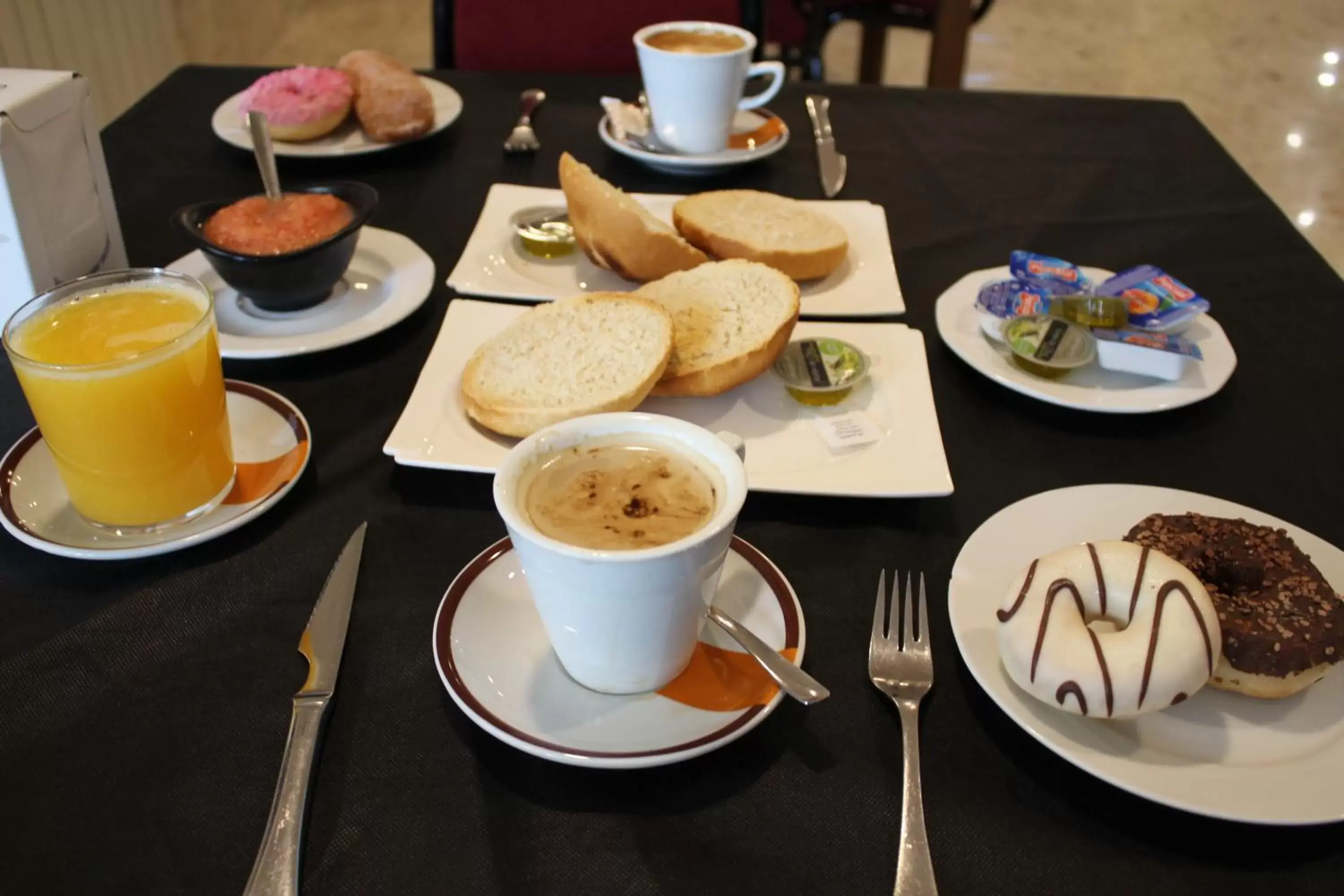 Breakfast in Hotel Consuegra