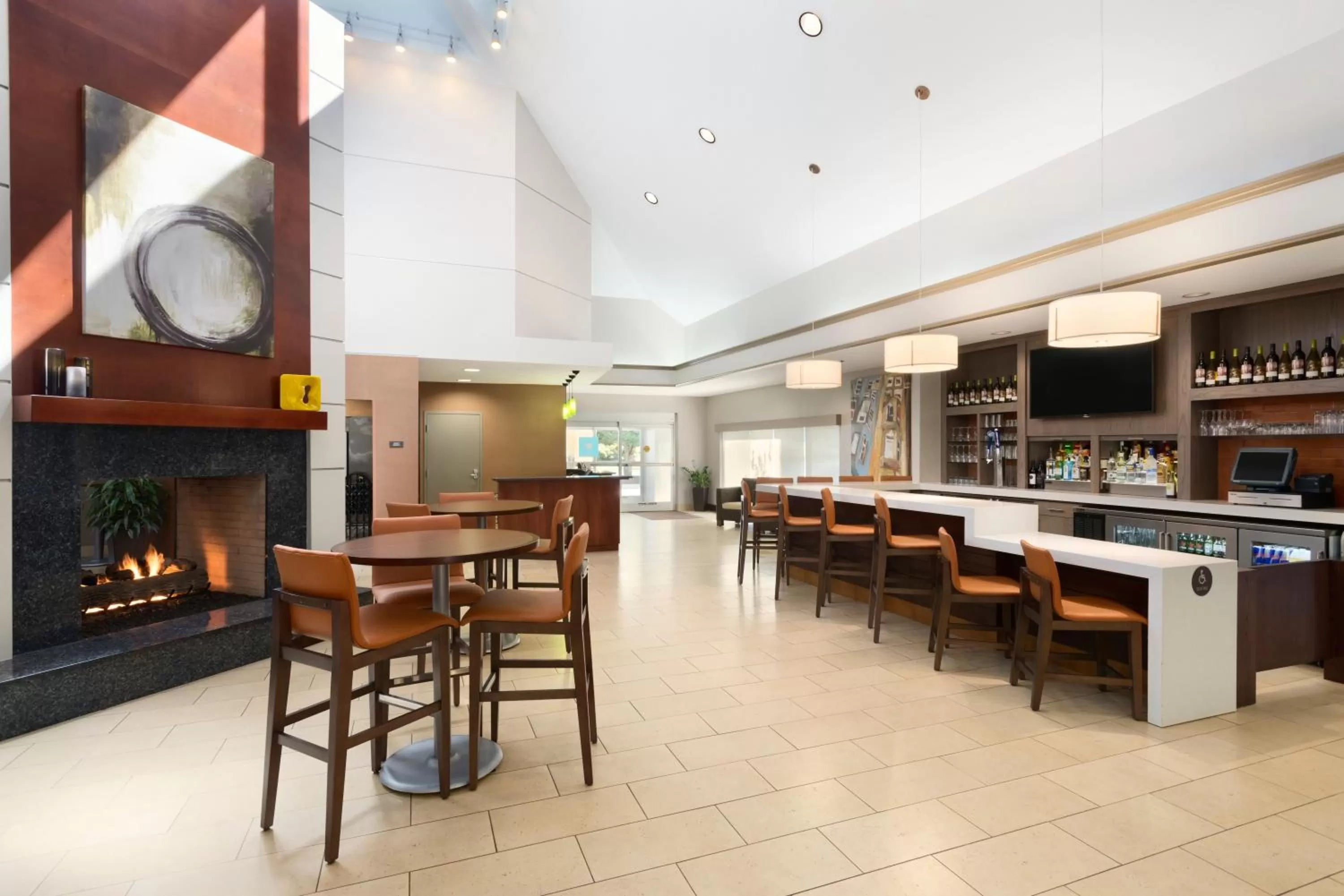 Lounge or bar in Hyatt House - Charlotte Airport