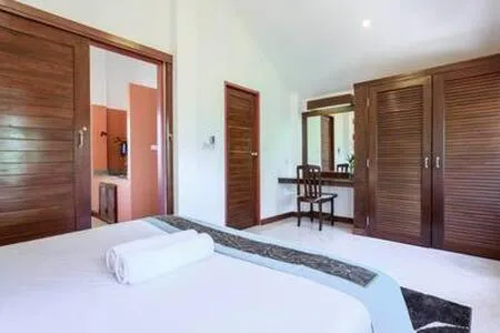 Bedroom, Bed in Palm Village