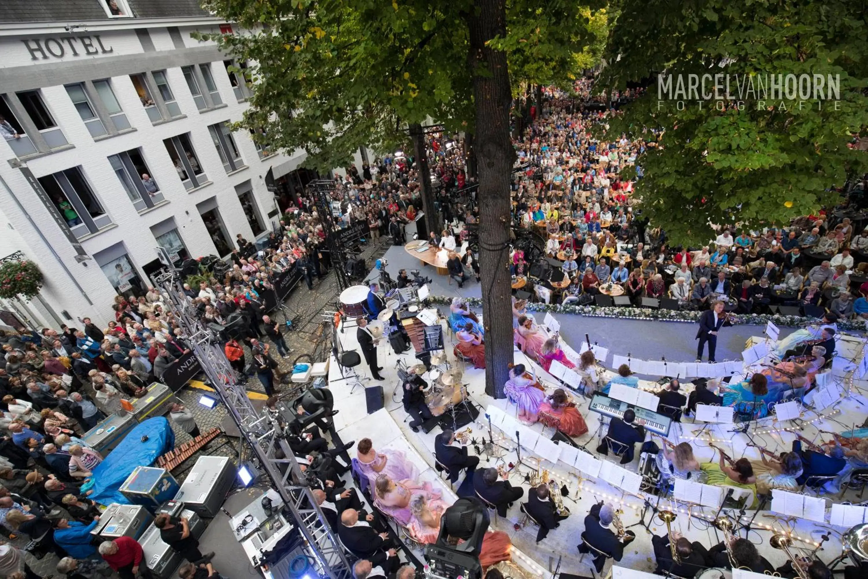 Bird's eye view, Bird's-eye View in Derlon Hotel Maastricht