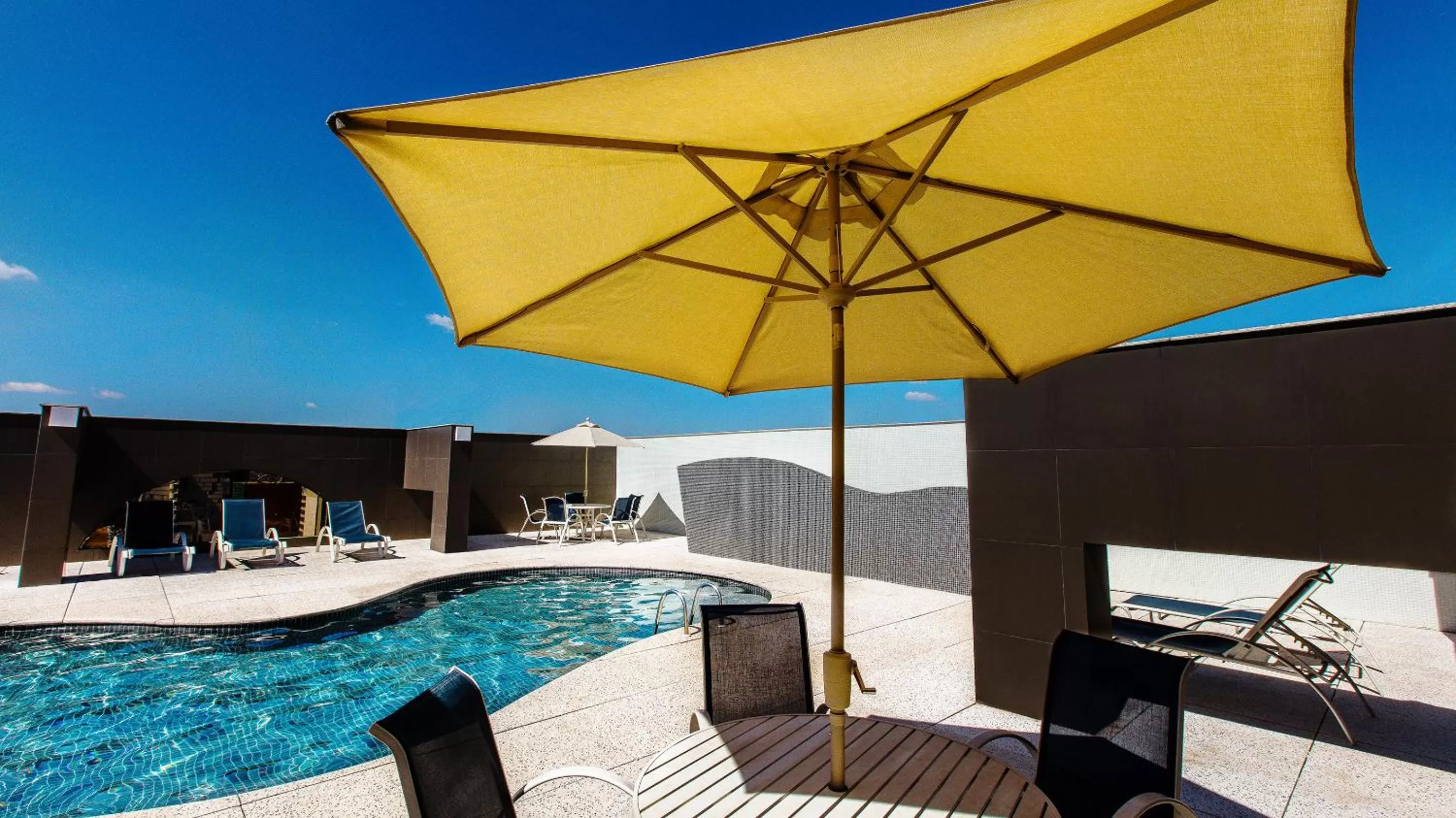 Day in St Paul Plaza Hotel