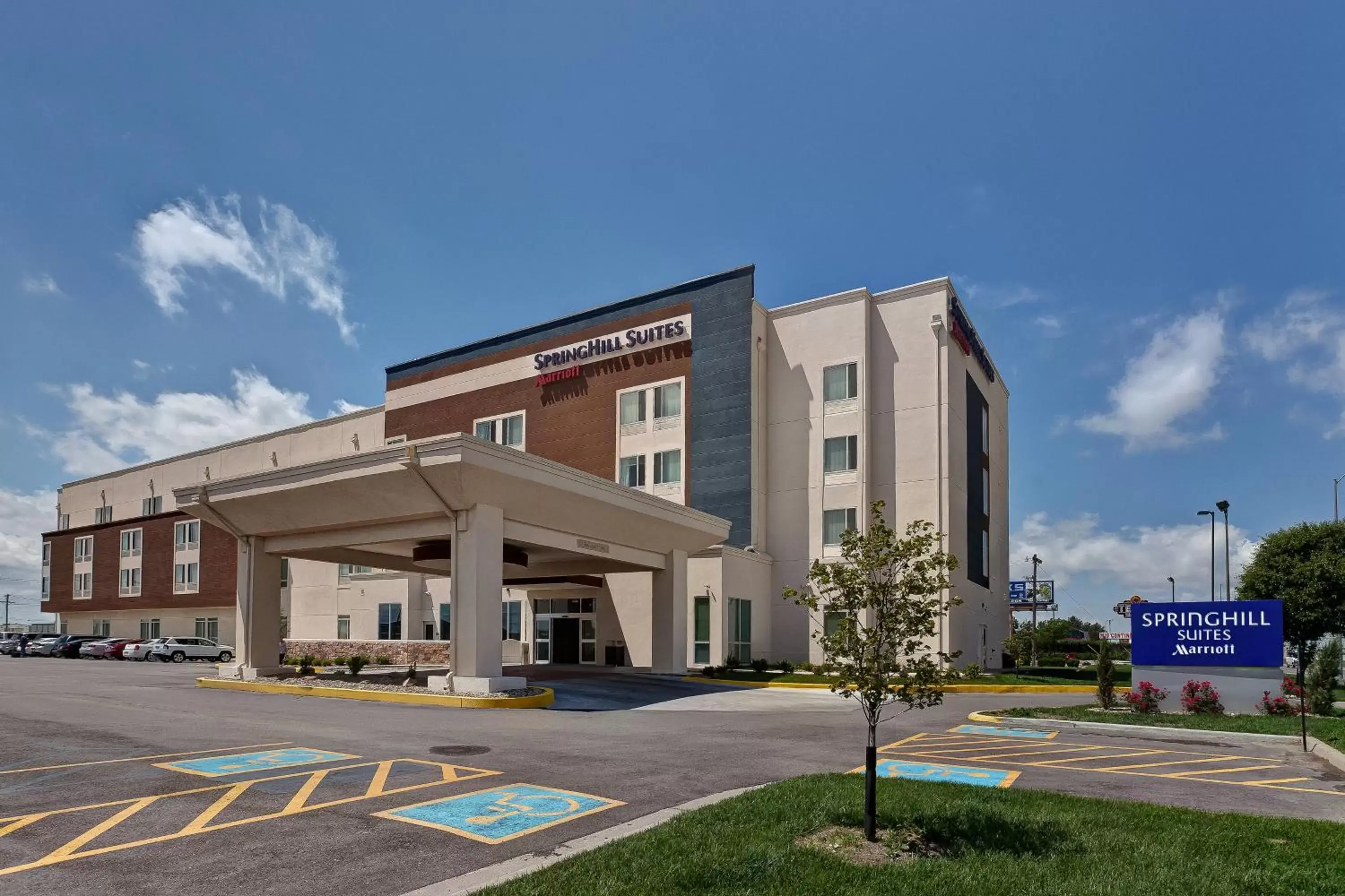 Property Building in SpringHill Suites by Marriott Wichita Airport