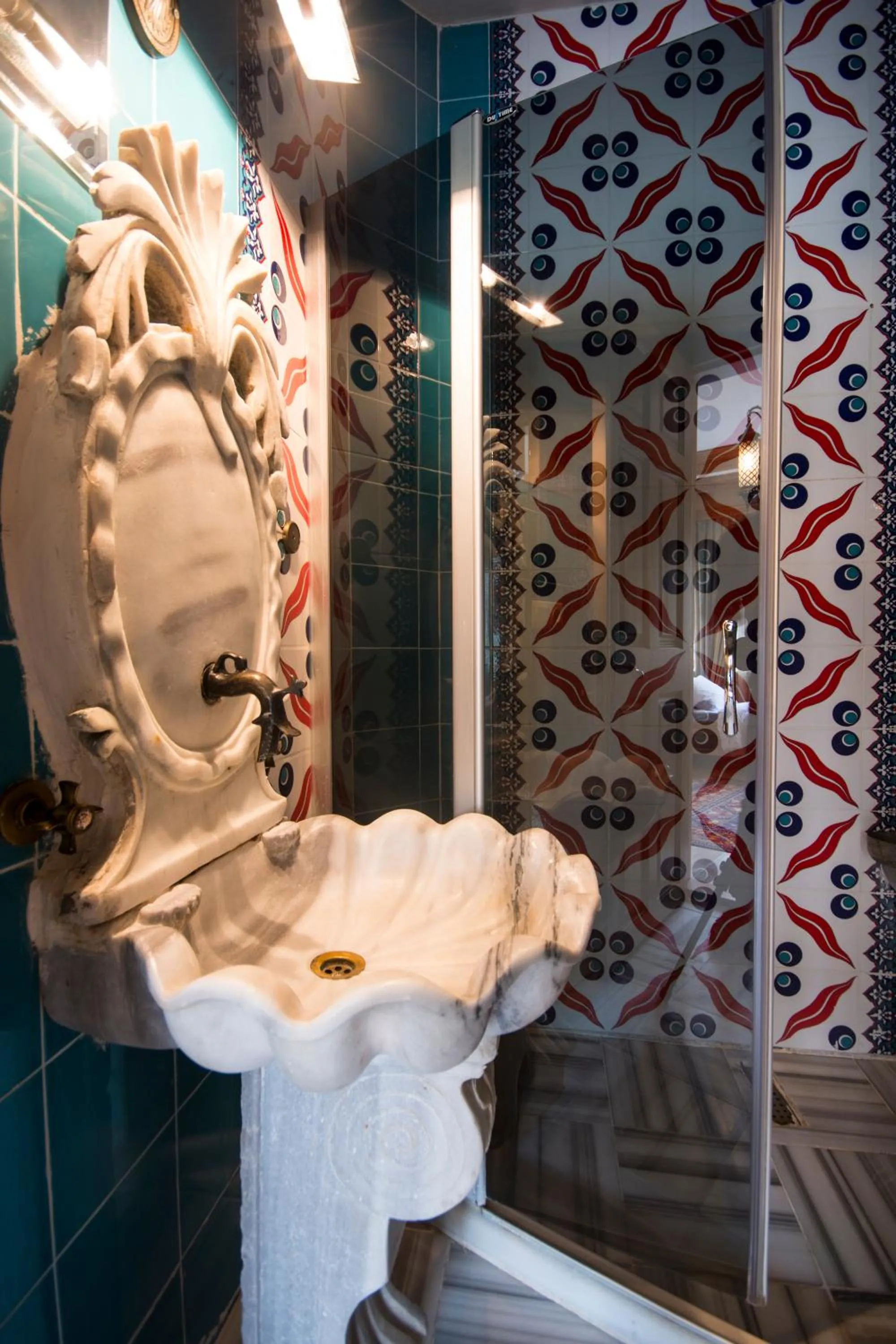 Bathroom in Sultan Corner Hotel