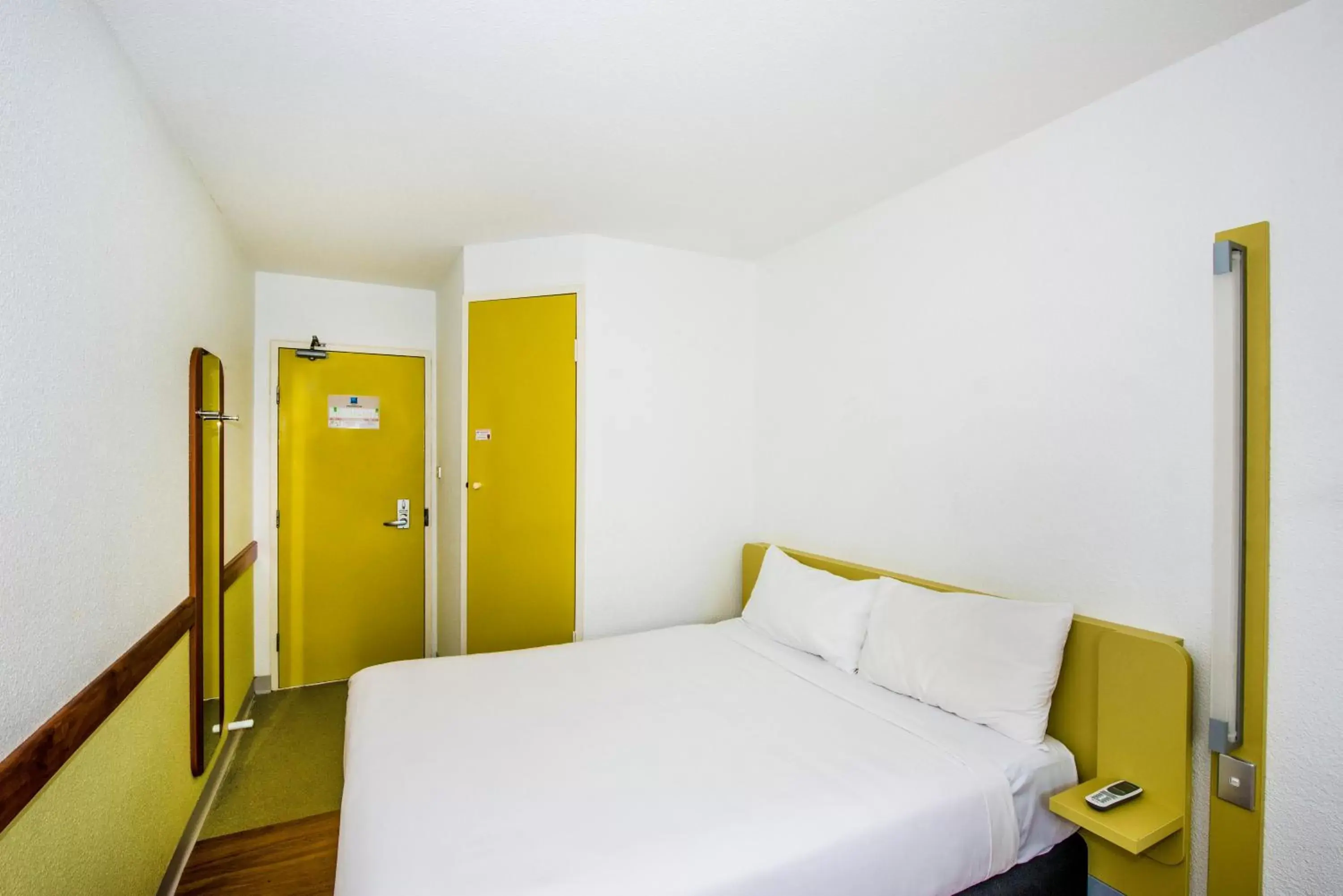 Bed, Room Photo in ibis Budget - St Peters