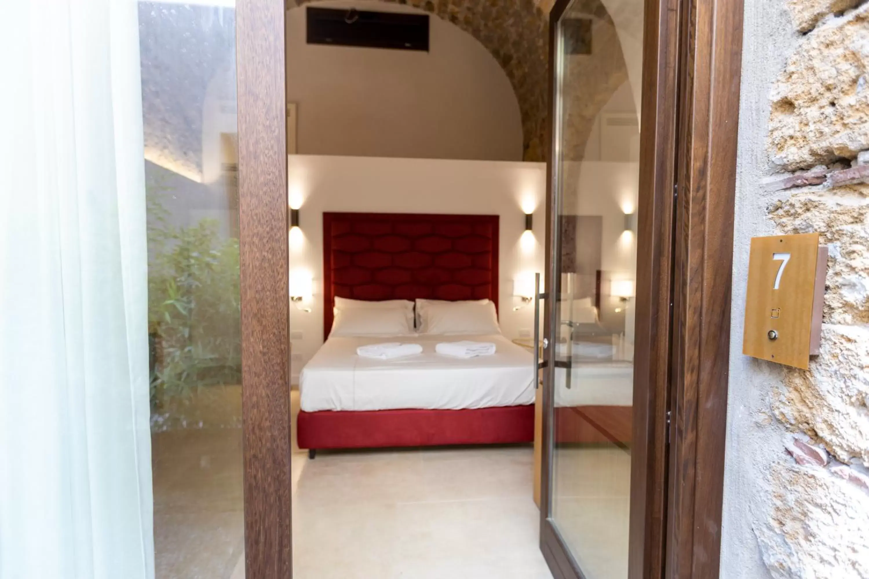 Bed in Bastione Spasimo Boutique Hotel