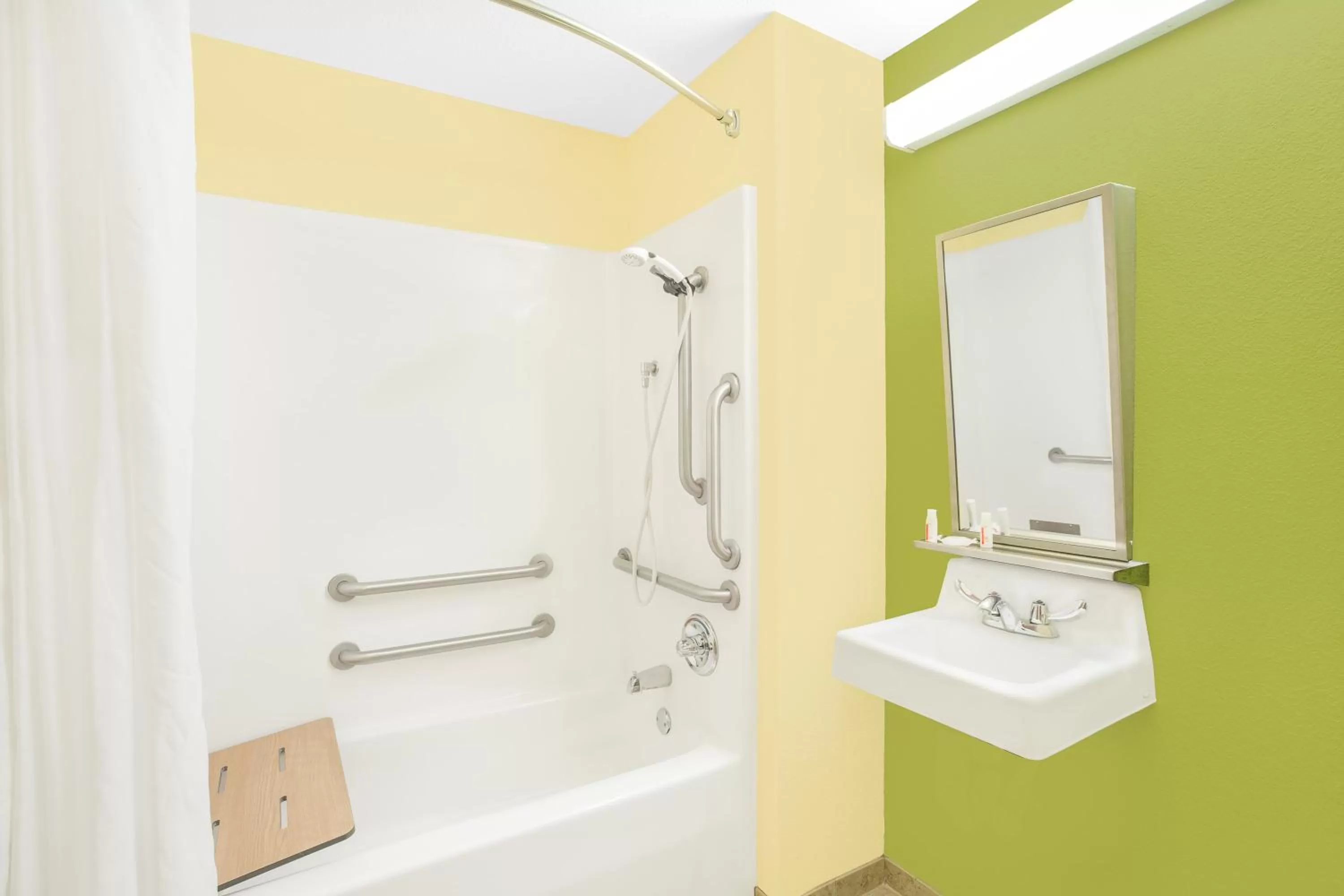 Shower in Microtel Inn & Suites by Wyndham Tuscumbia/Muscle Shoals