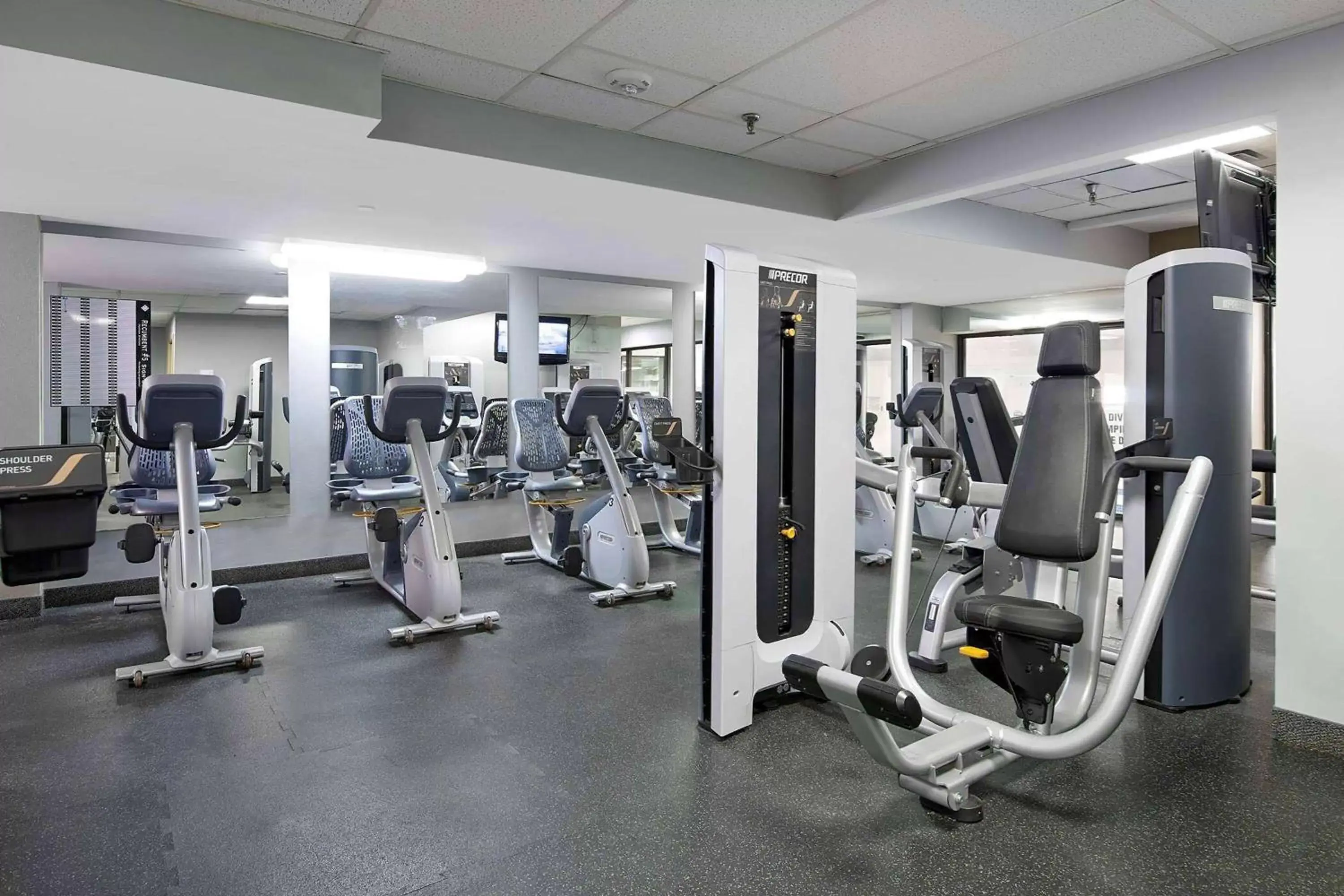 Fitness centre/facilities, Fitness Center/Facilities in Wyndham Edmonton Hotel and Conference Centre