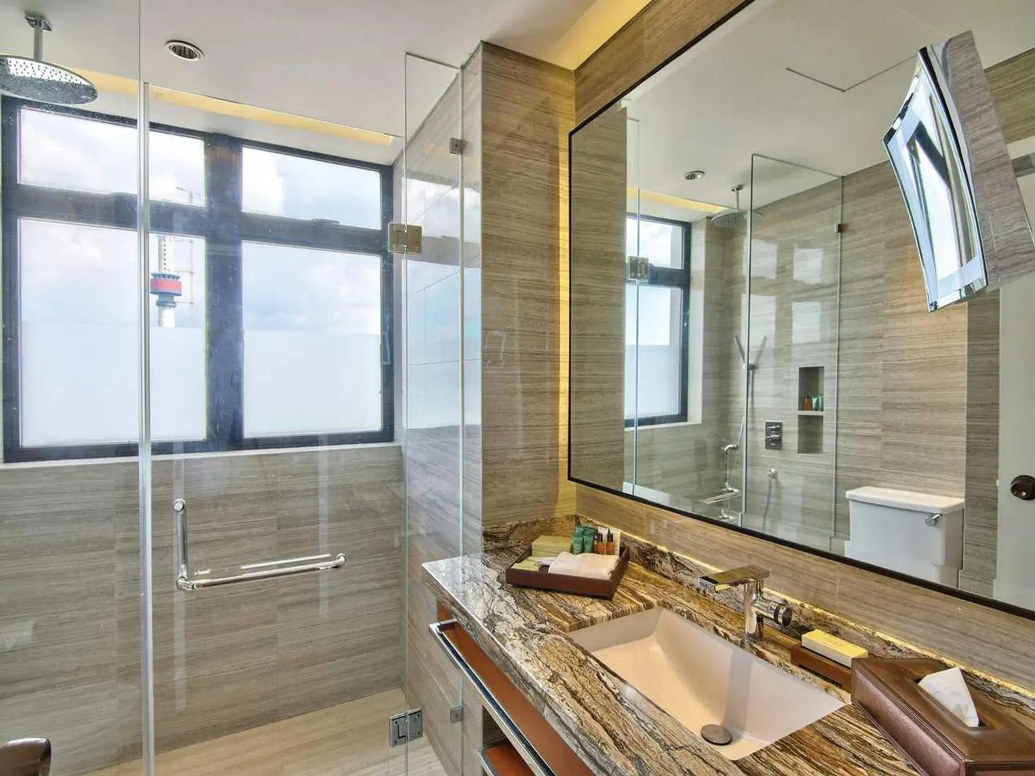 Shower, Bathroom in Hilton Colombo Residence