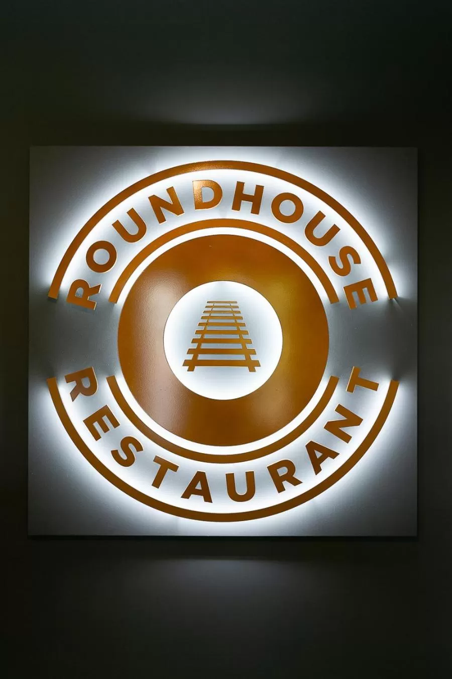 Lounge or bar in The Crossing Motel