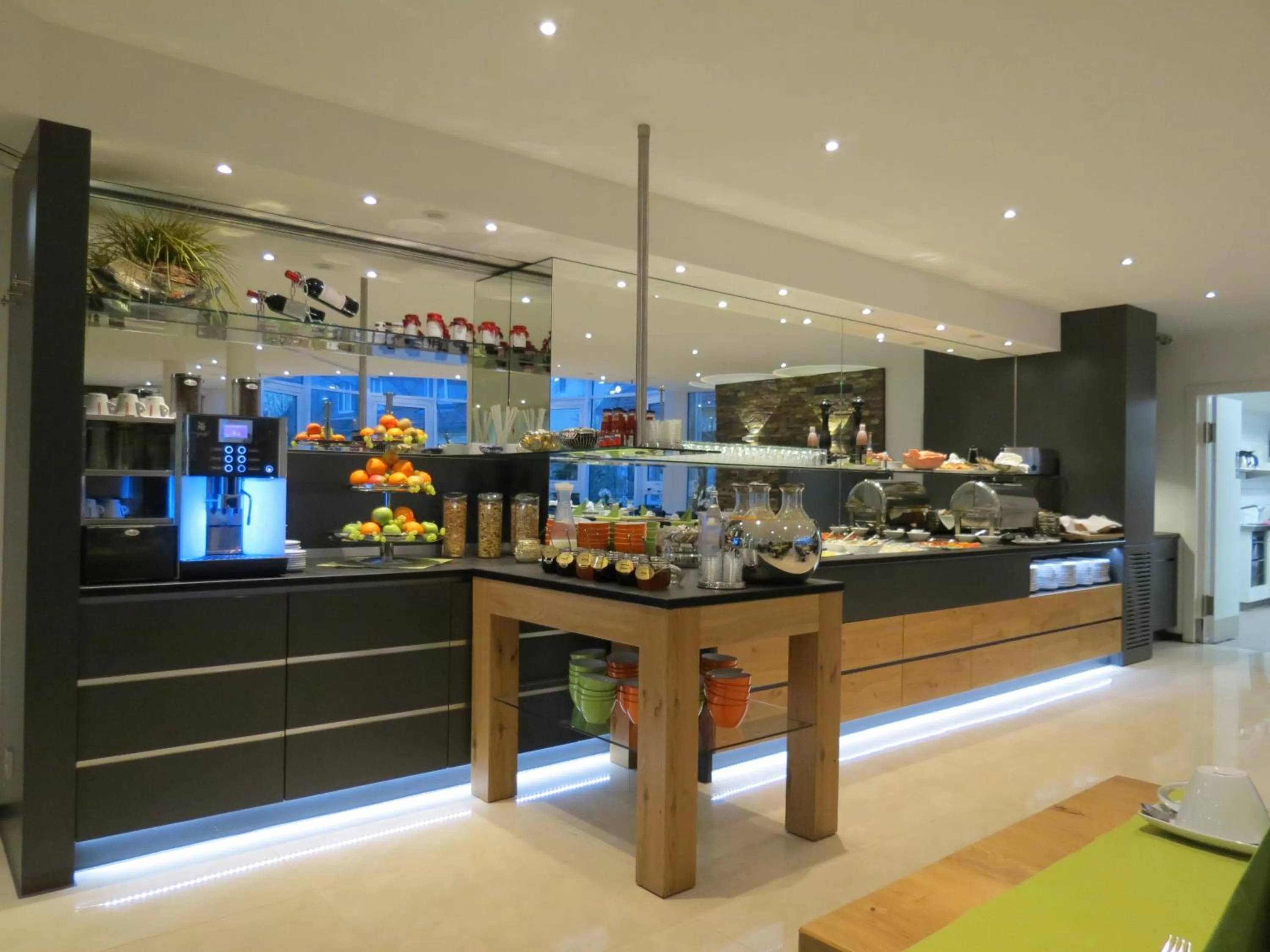 Continental breakfast in Comfor Hotel Ulm City