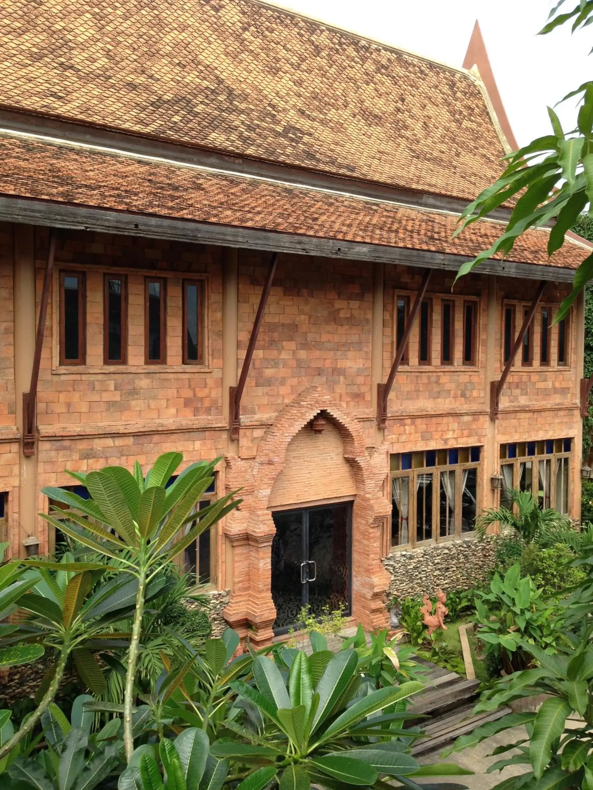 Property Building in Ruean Thai Hotel