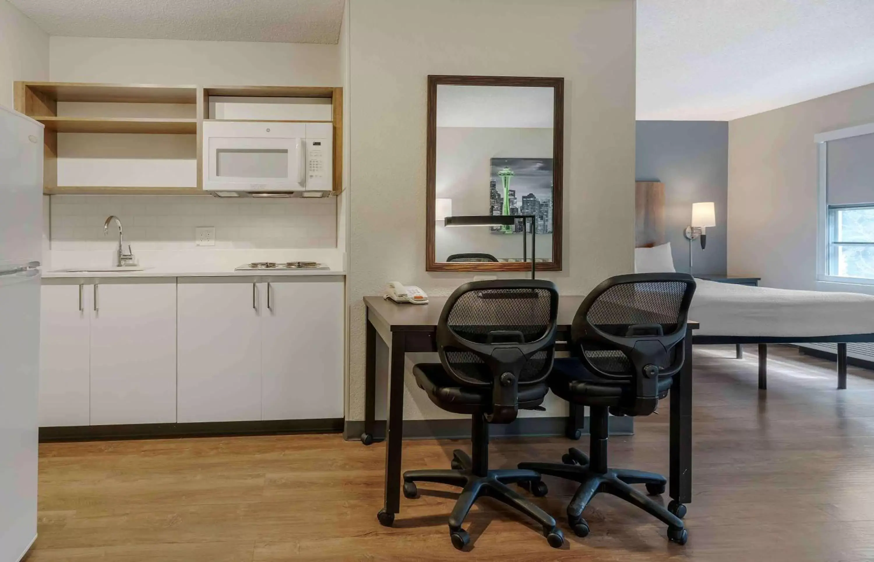 Bedroom, Kitchen/Kitchenette in Extended Stay America Suites - Fremont - Newark