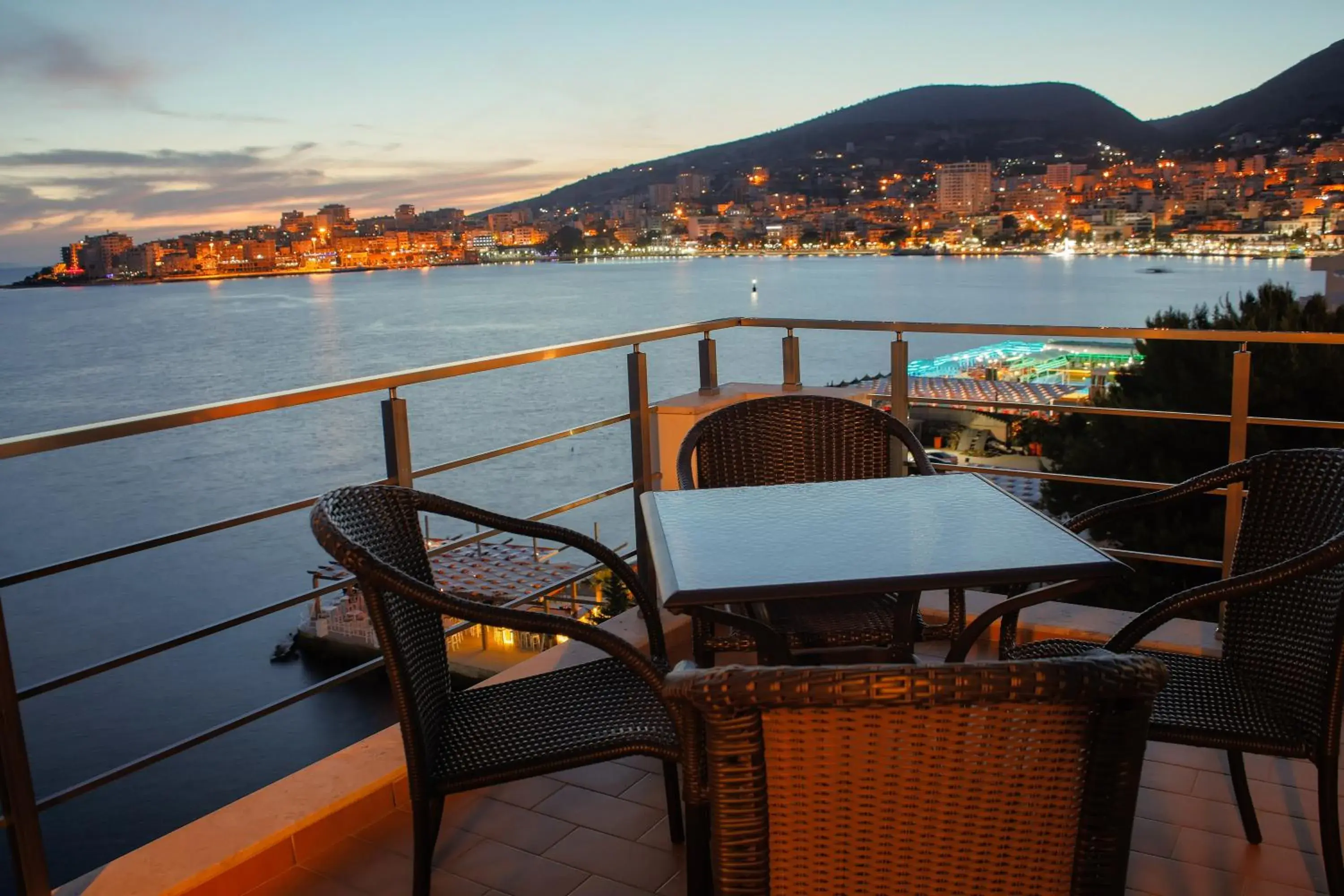 Balcony/Terrace in Hotel Jaroal