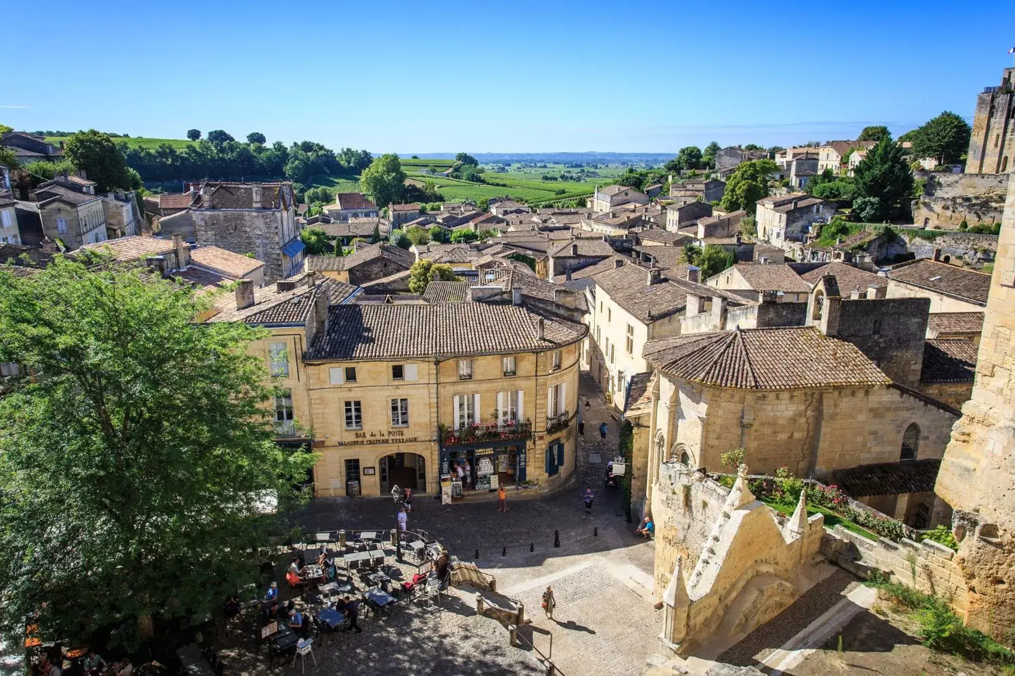 Restaurant/places to eat, Bird's-eye View in Maison De La Tour