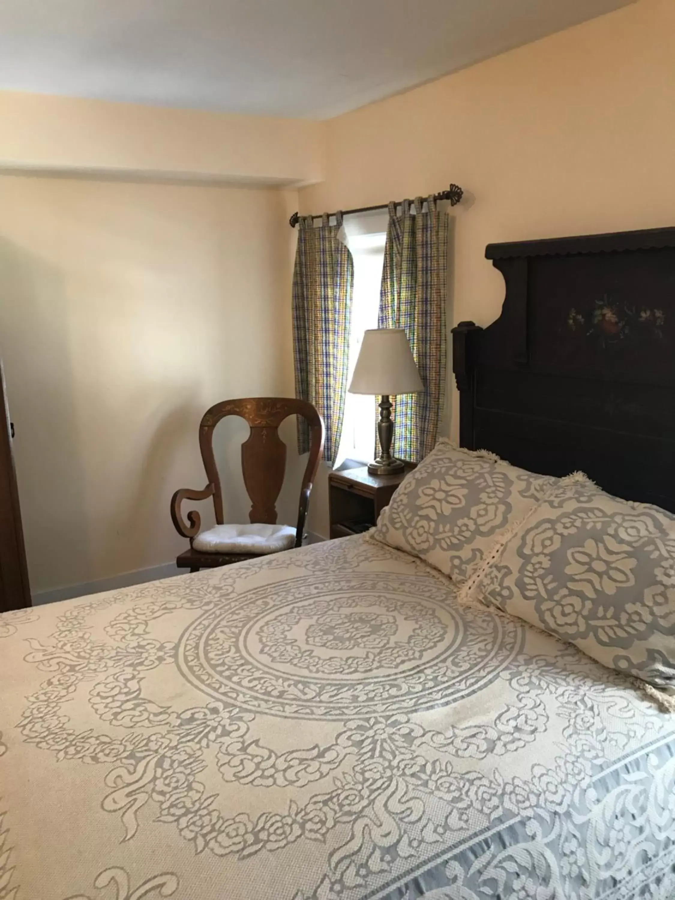Double Room with Garden View in Maple Hill Farm Bed & Breakfast Double Room with Garden View in Maple Hill Farm Bed & Breakfast
