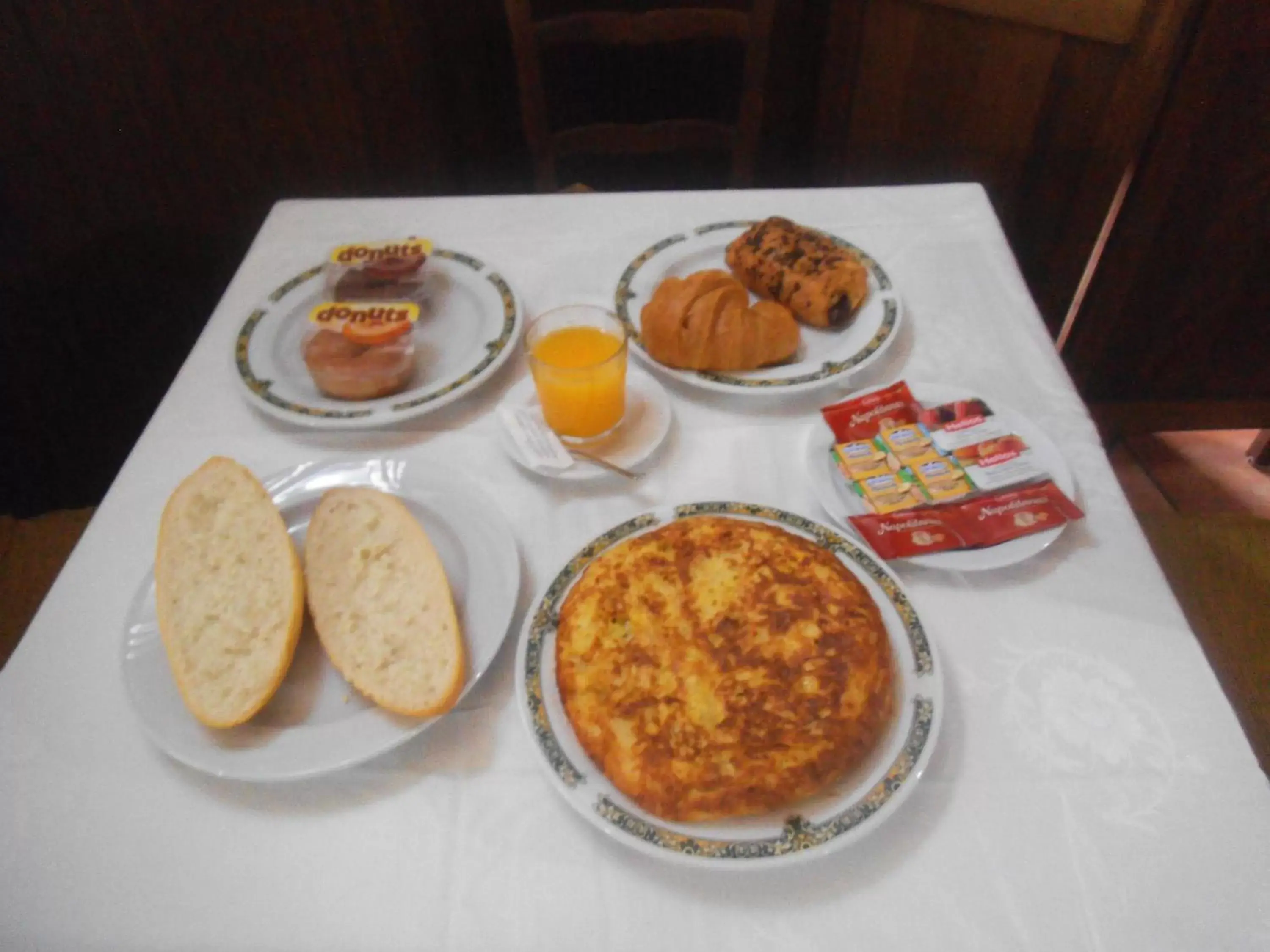Breakfast in Hostal Los Galgos