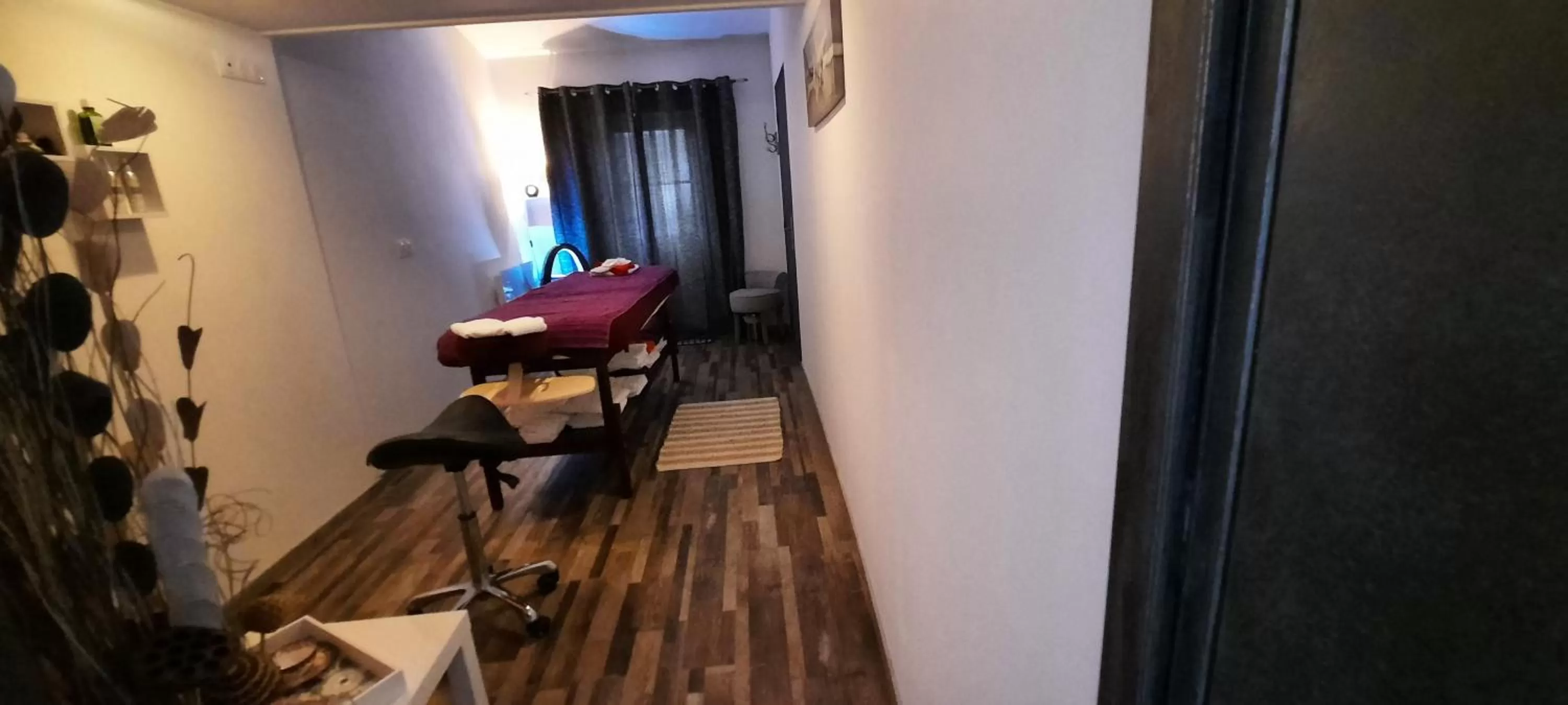 Spa and wellness centre/facilities in L'instant bleu