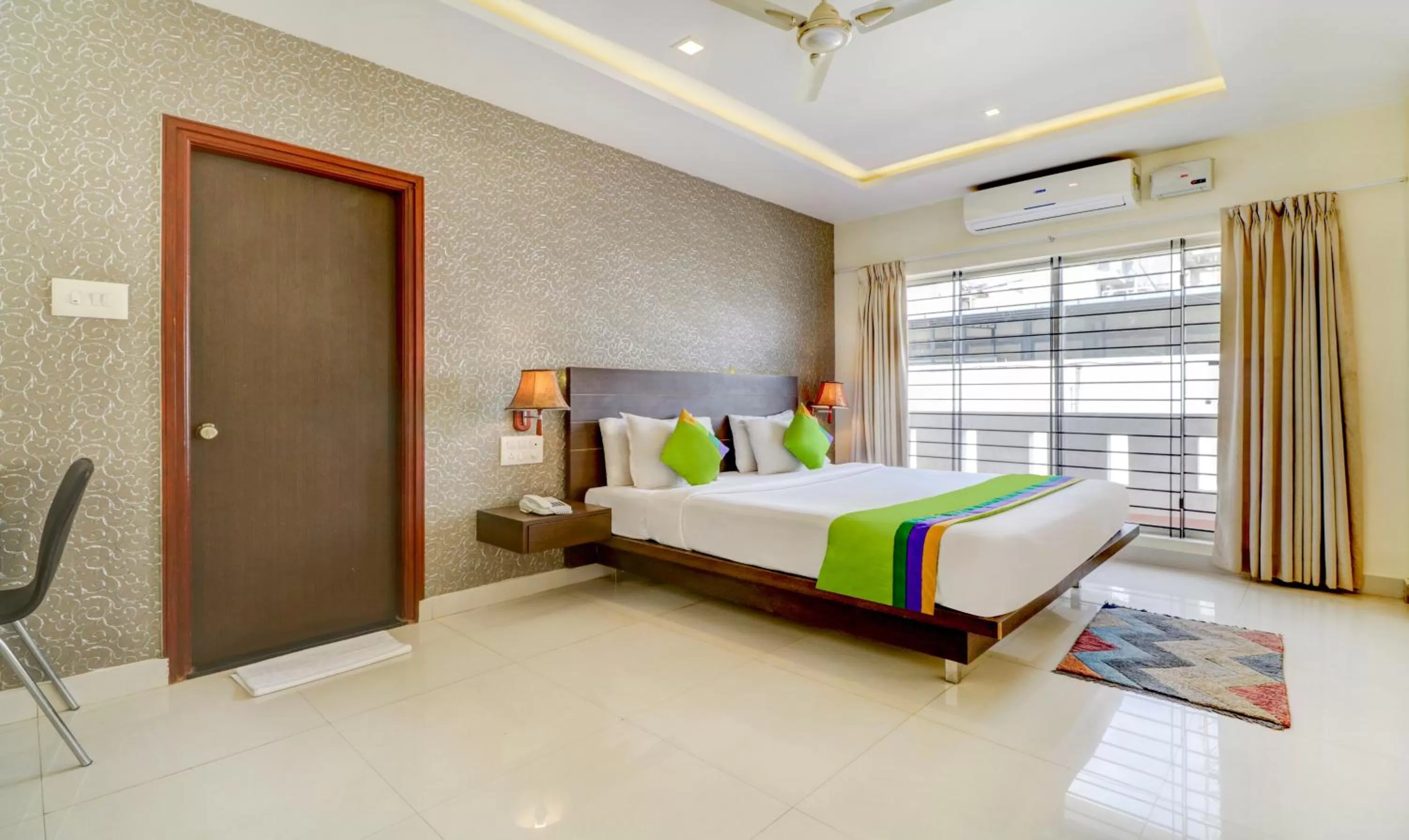 Bed in Treebo Trend Orchid MG Road