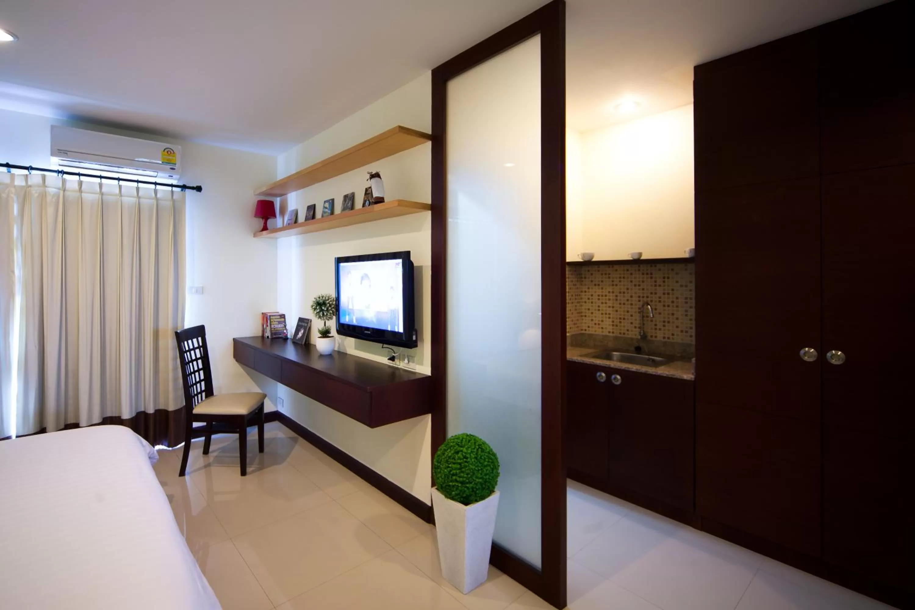 TV and multimedia, Bed in Phavina Hotel Rayong SHA Extra Plus
