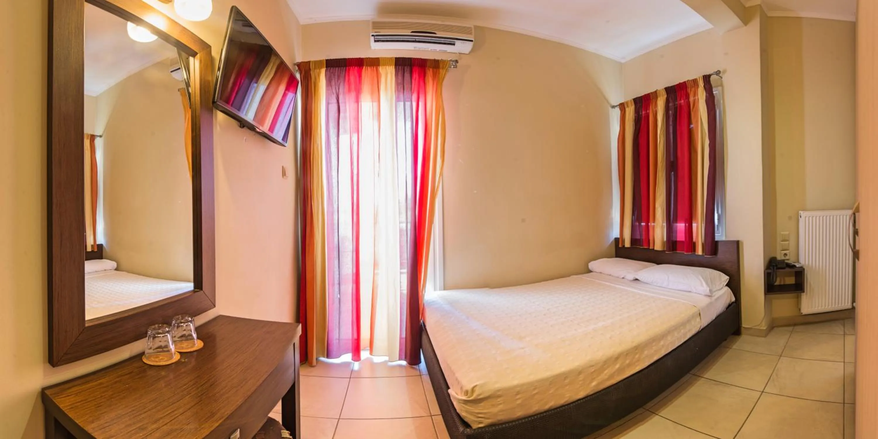 Bed in San Nectarios