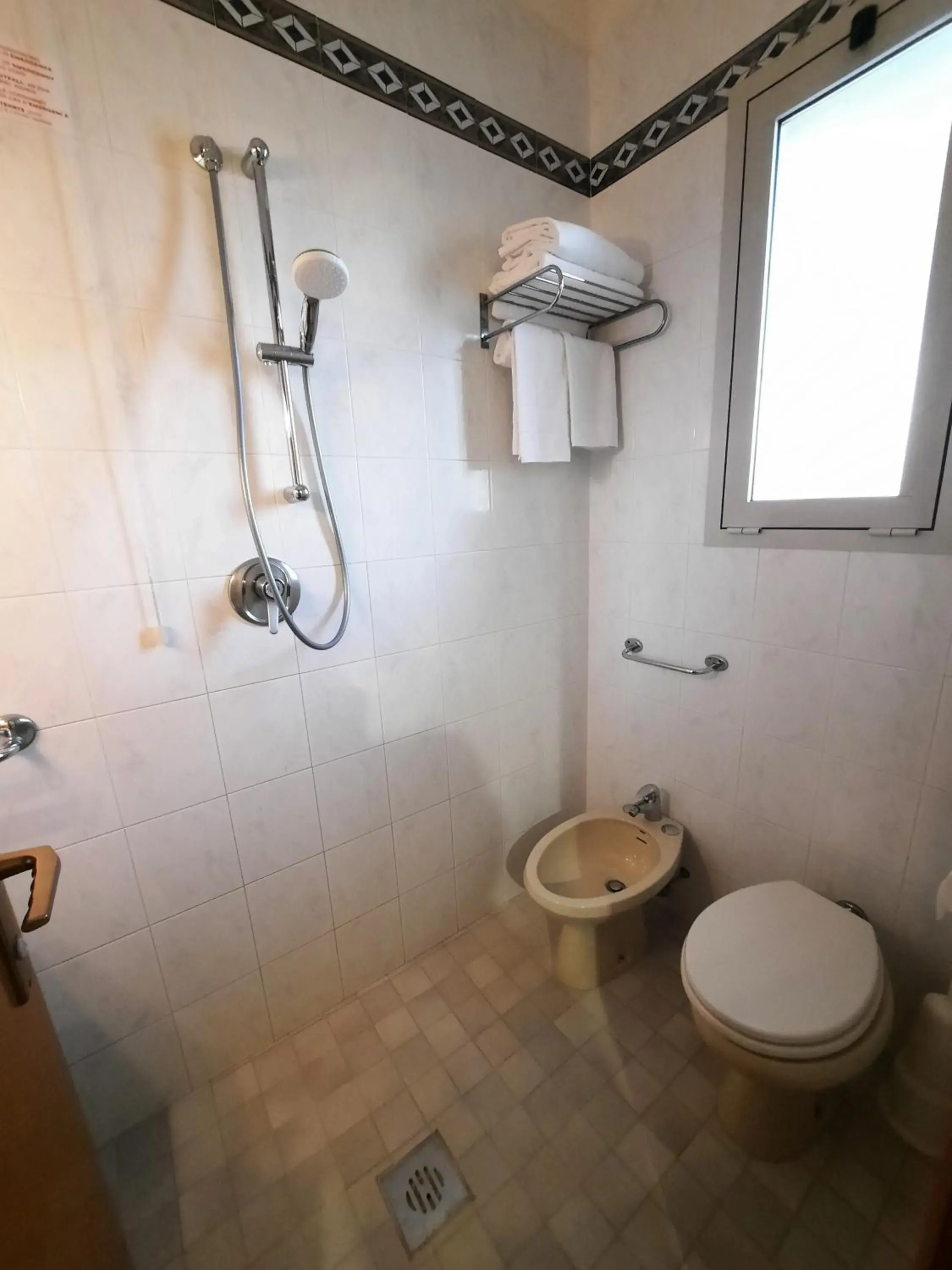 Bathroom in Hotel Margherita