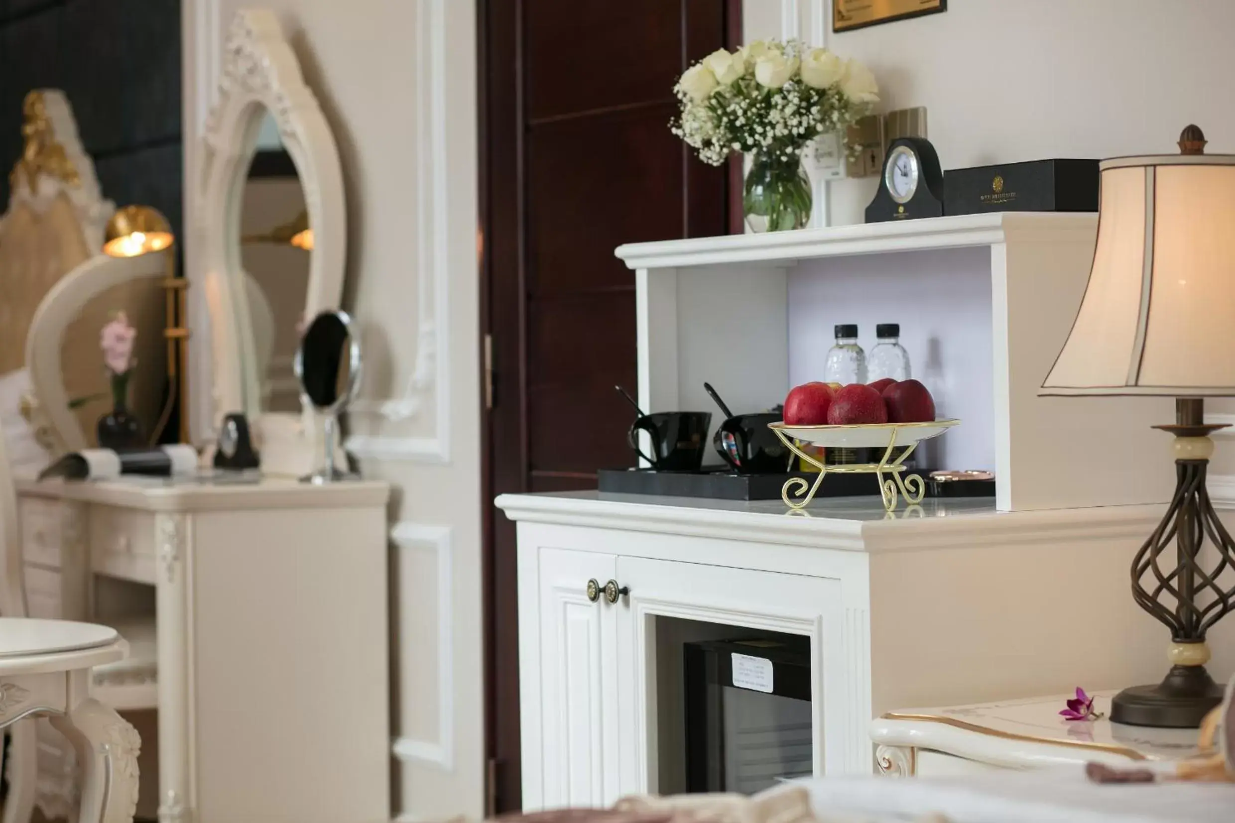 Decorative detail, Kitchen/Kitchenette in Royal Holiday Hanoi Hotel