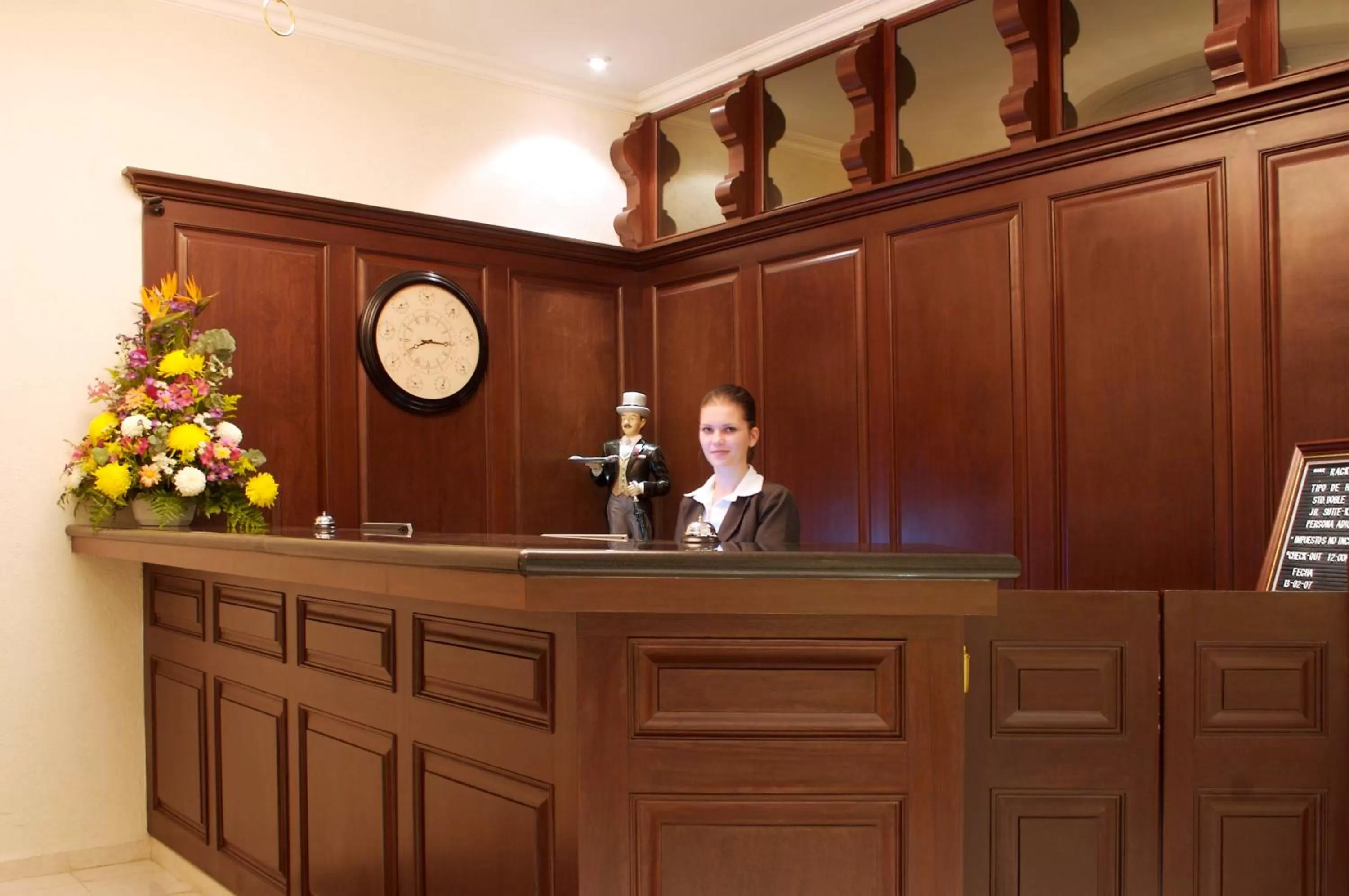 Lobby or reception in Hotel Plaza Colonial