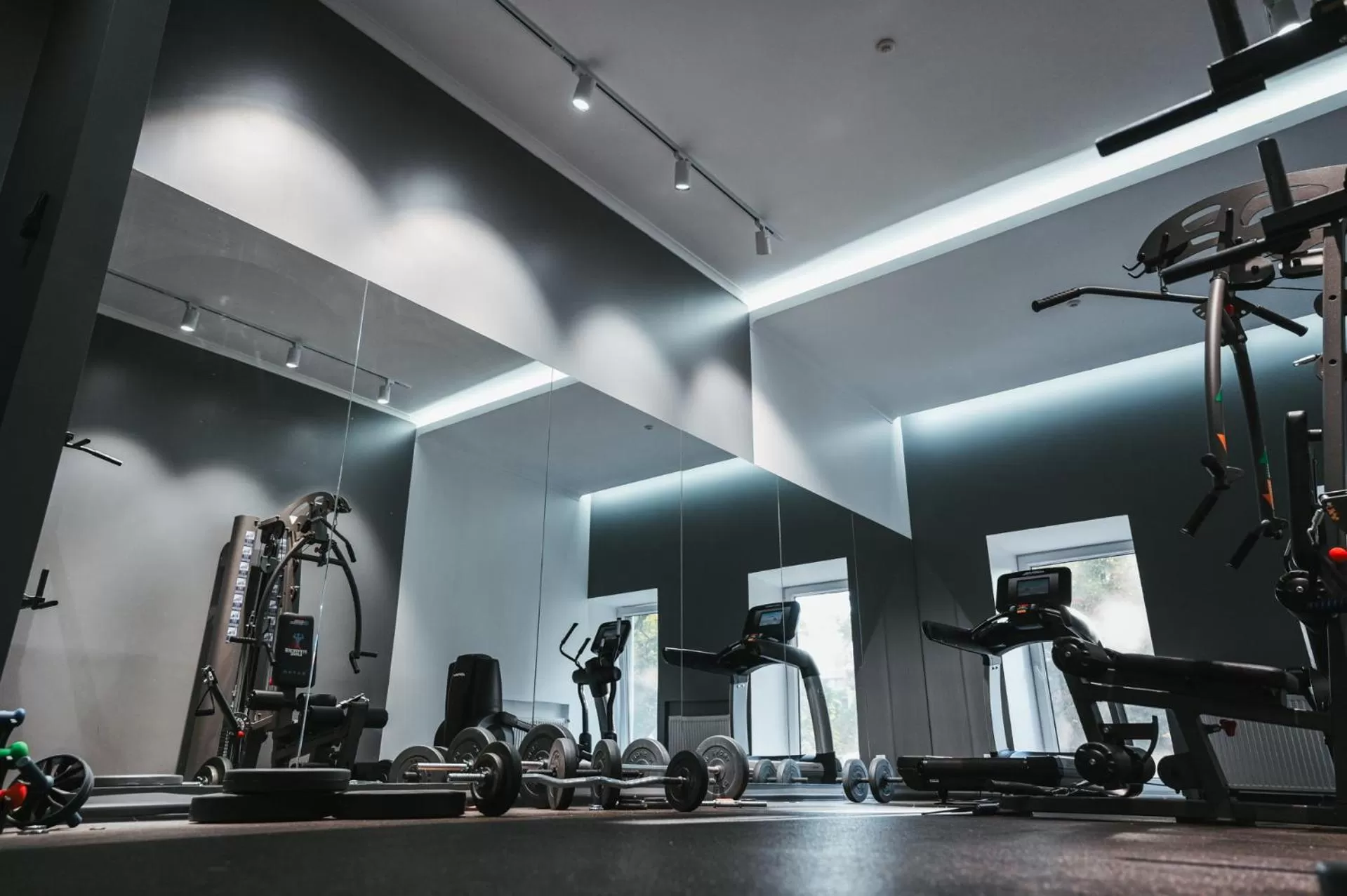 Fitness centre/facilities in Alexandrovskiy Hotel