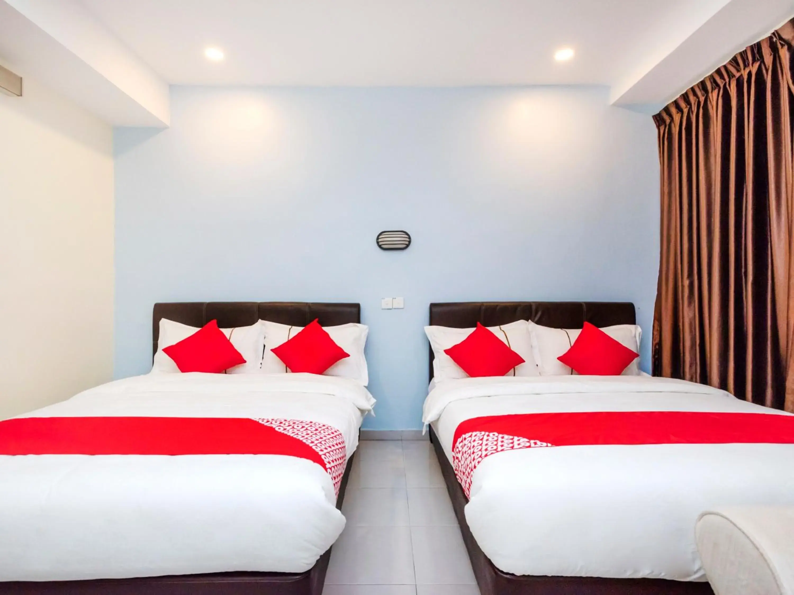 Bedroom, Bed in Super OYO 494 EG Hotel