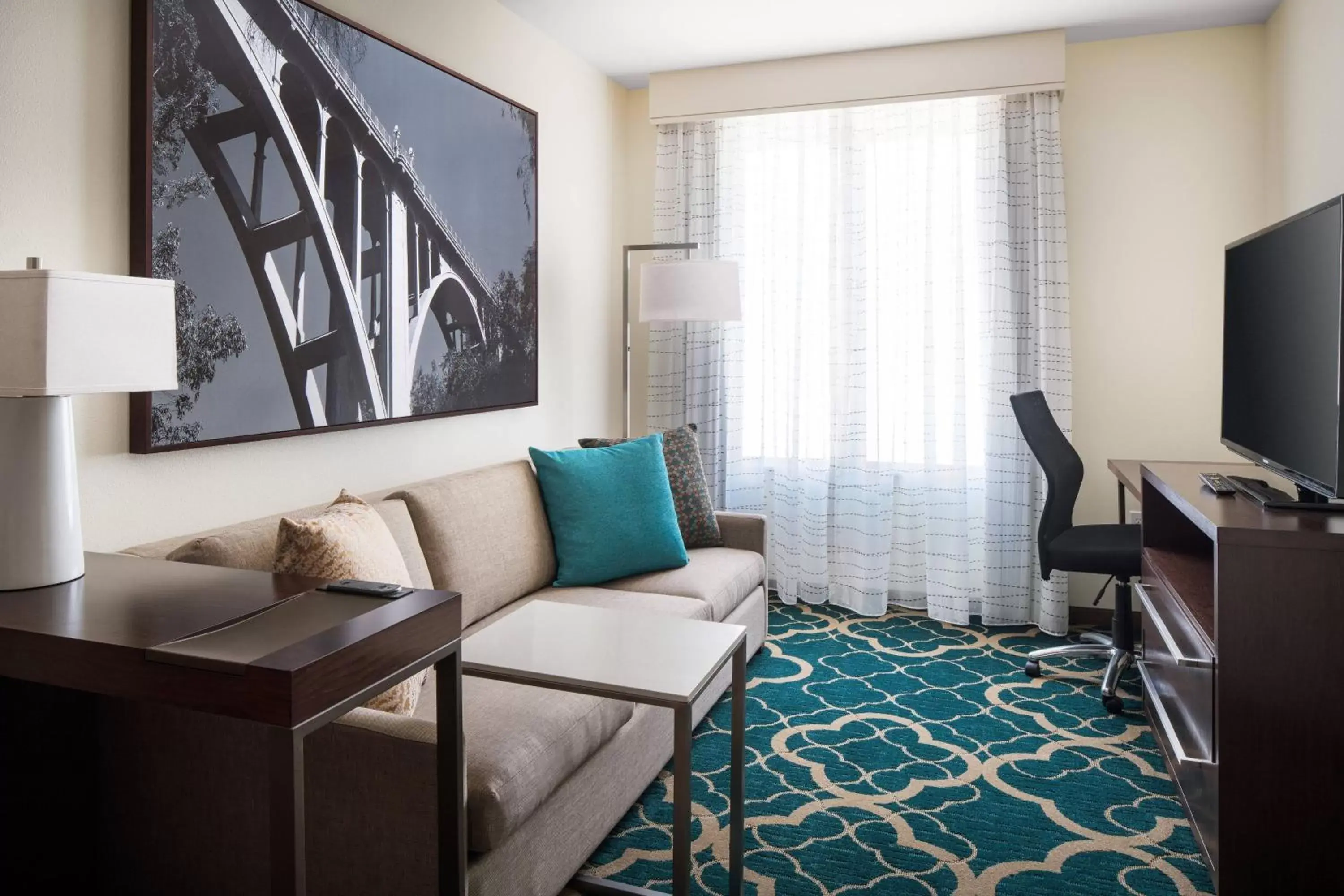 Living room, Seating Area in Residence Inn by Marriott Los Angeles Pasadena/Old Town