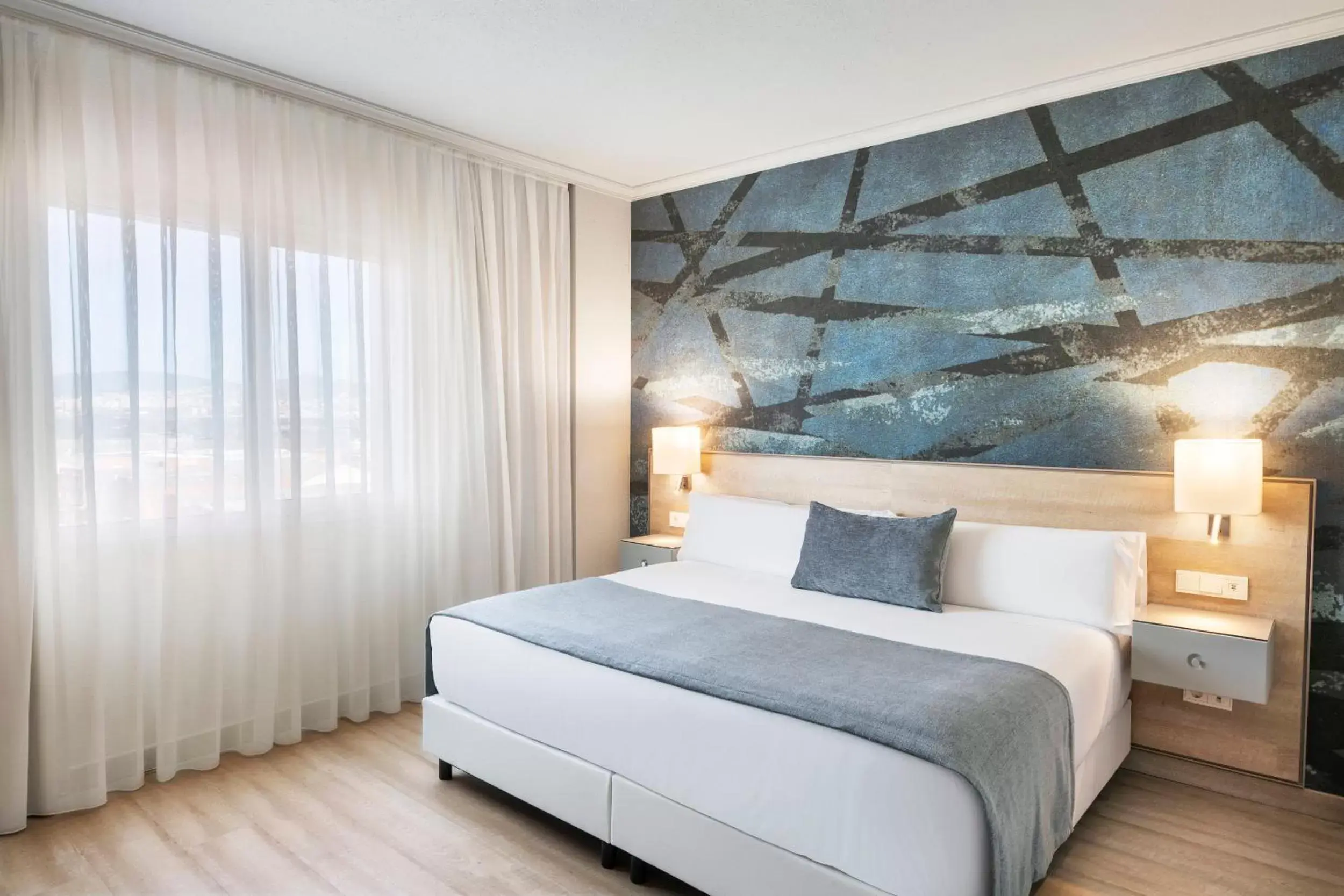 Bedroom, Bed in Salles Ciutat del Prat Barcelona Airport