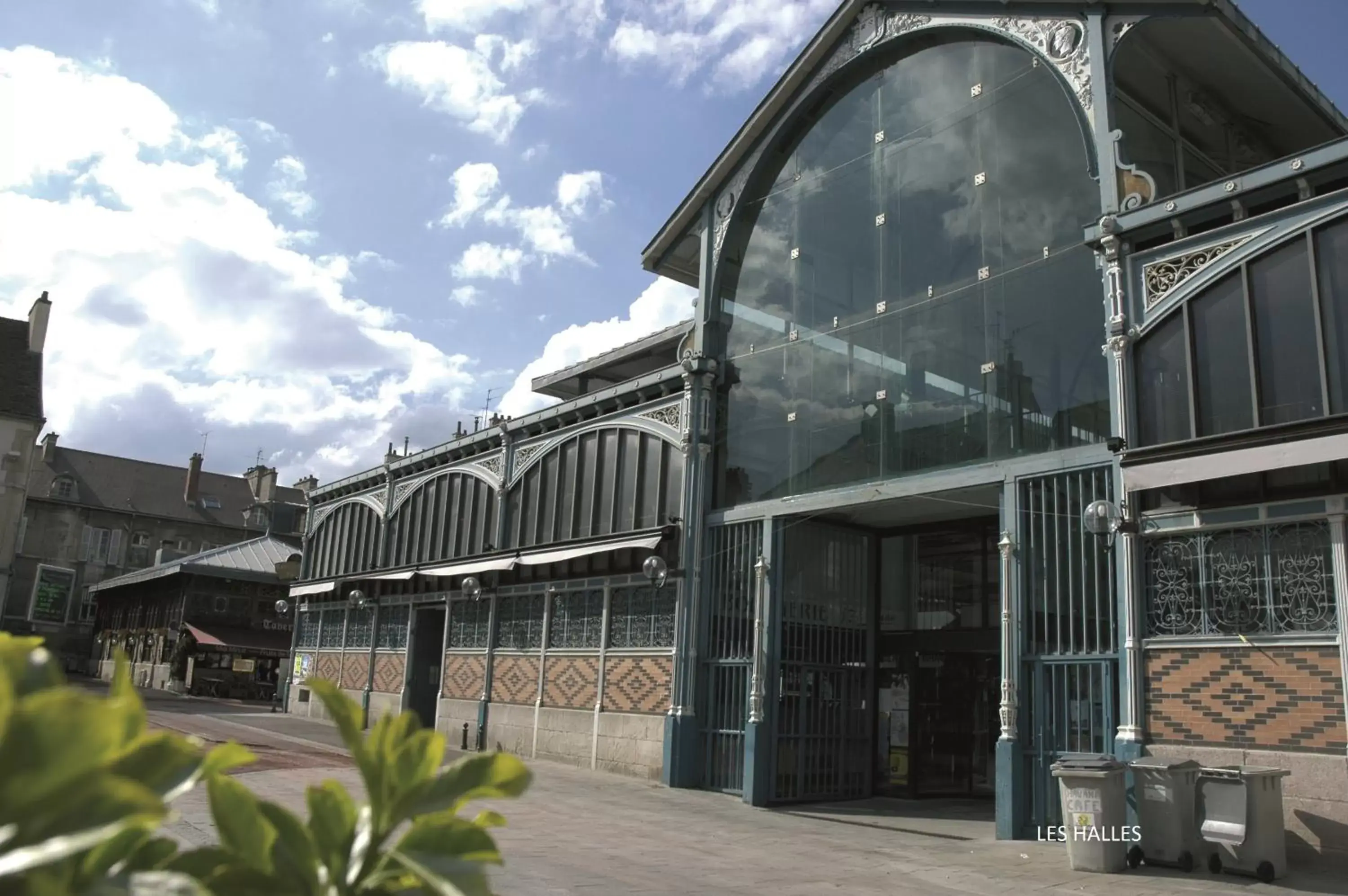 Property Building in Hôtel Montchapet Dijon Centre