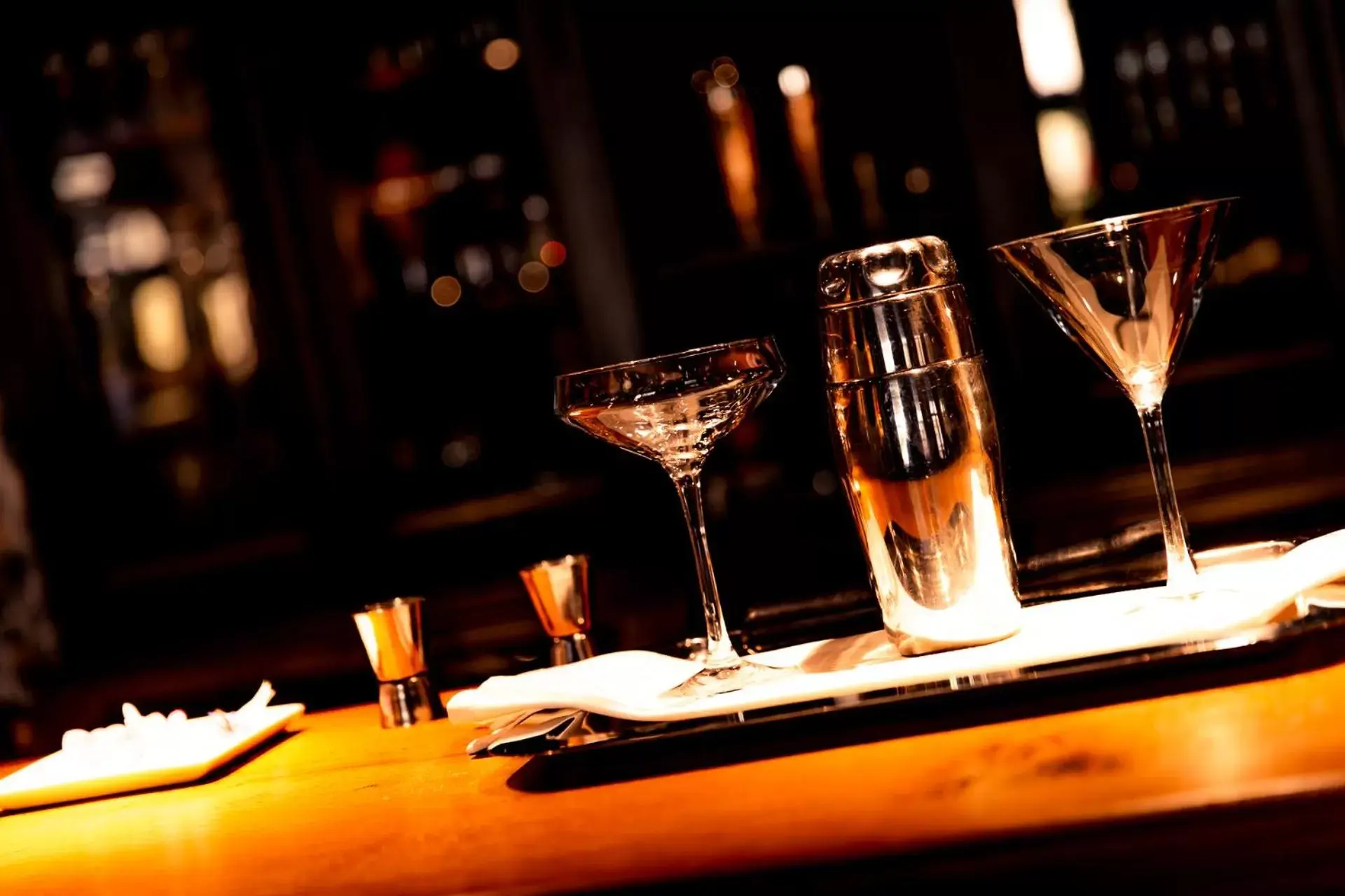 Lounge or bar, Drinks in Hotel Le Lion D'Or et Restaurant La Table Du Lion