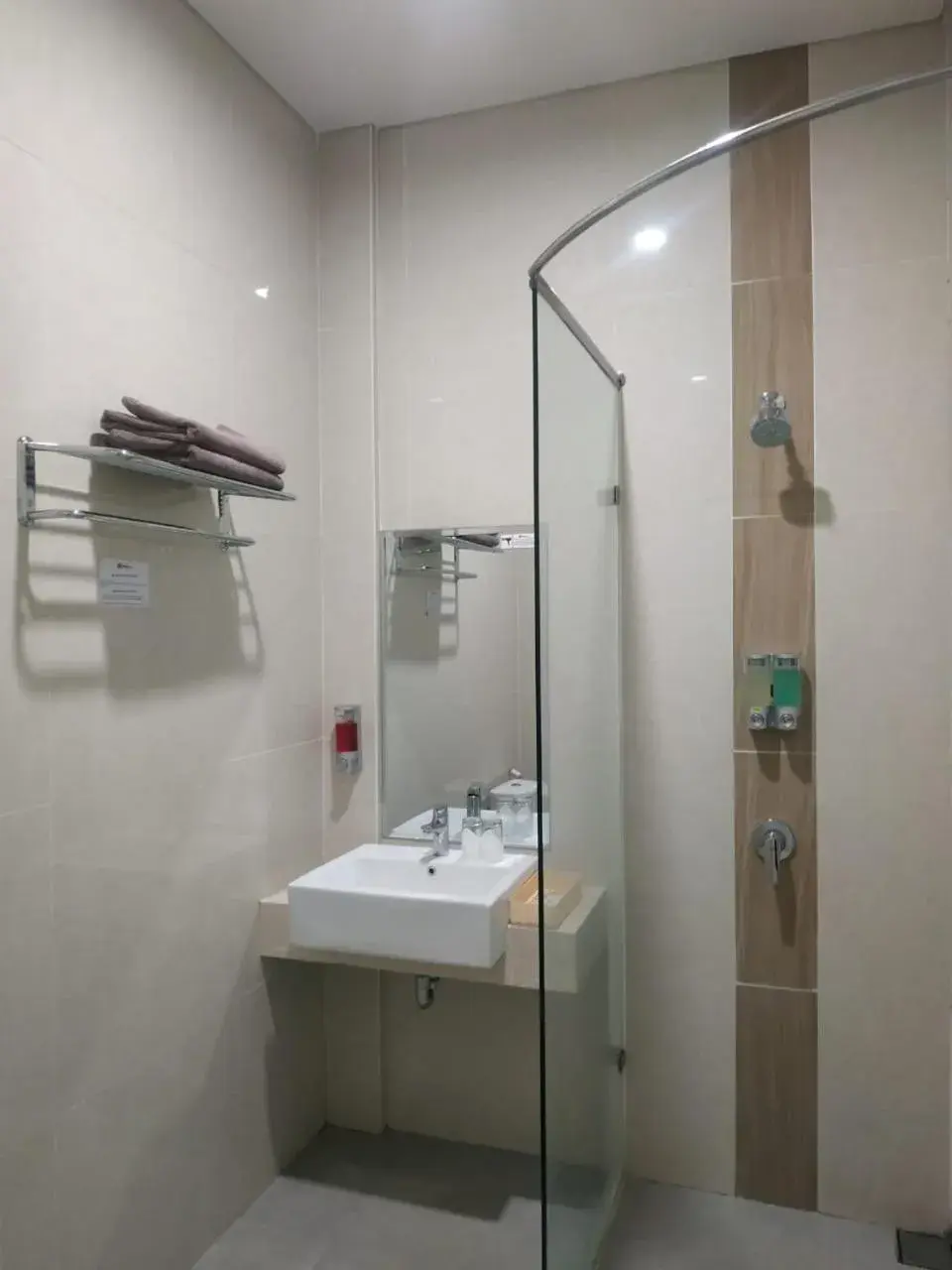 Toilet, Bathroom in Choice City Hotel