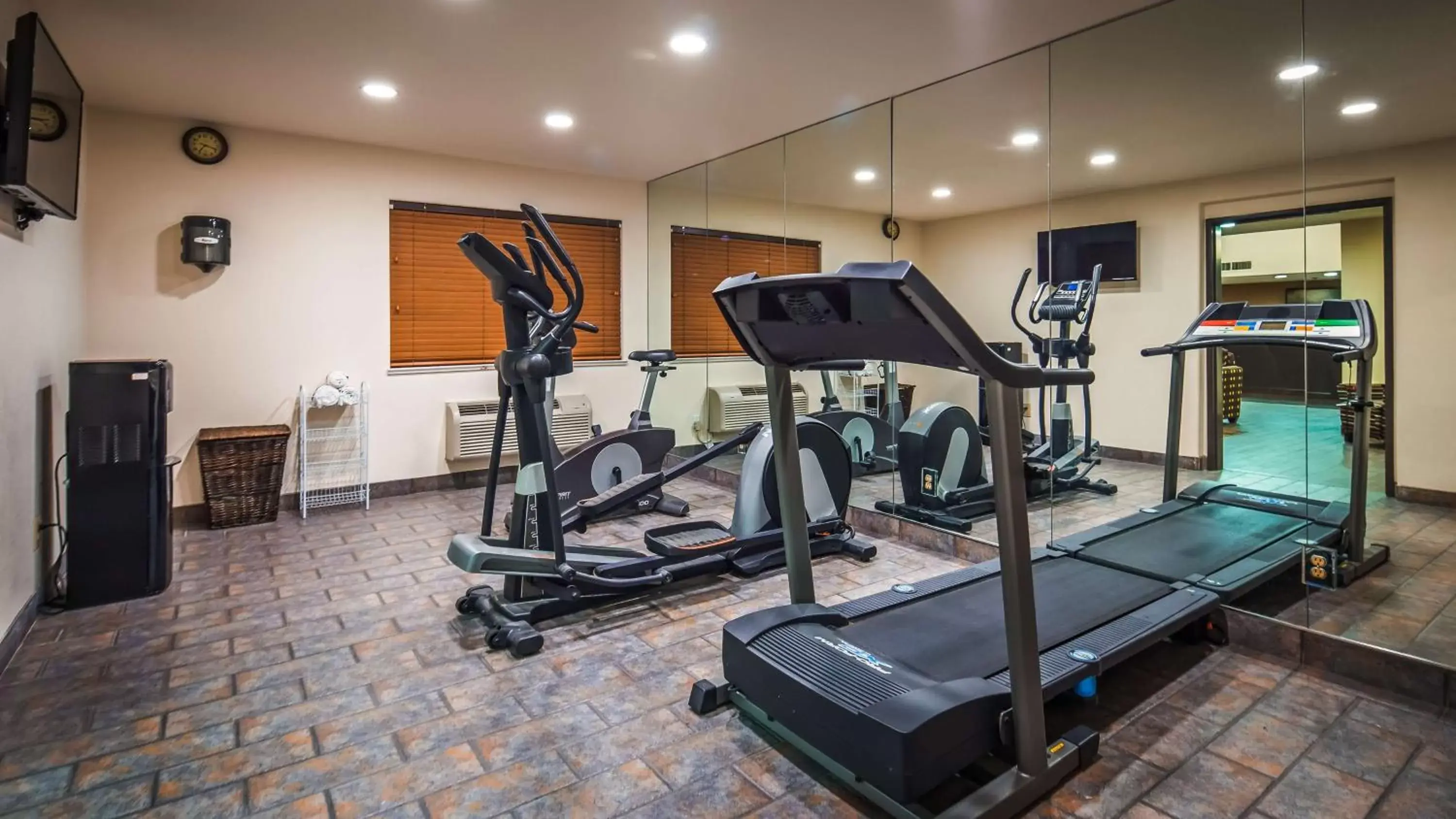 Fitness centre/facilities, Fitness Center/Facilities in Best Western Parker Inn
