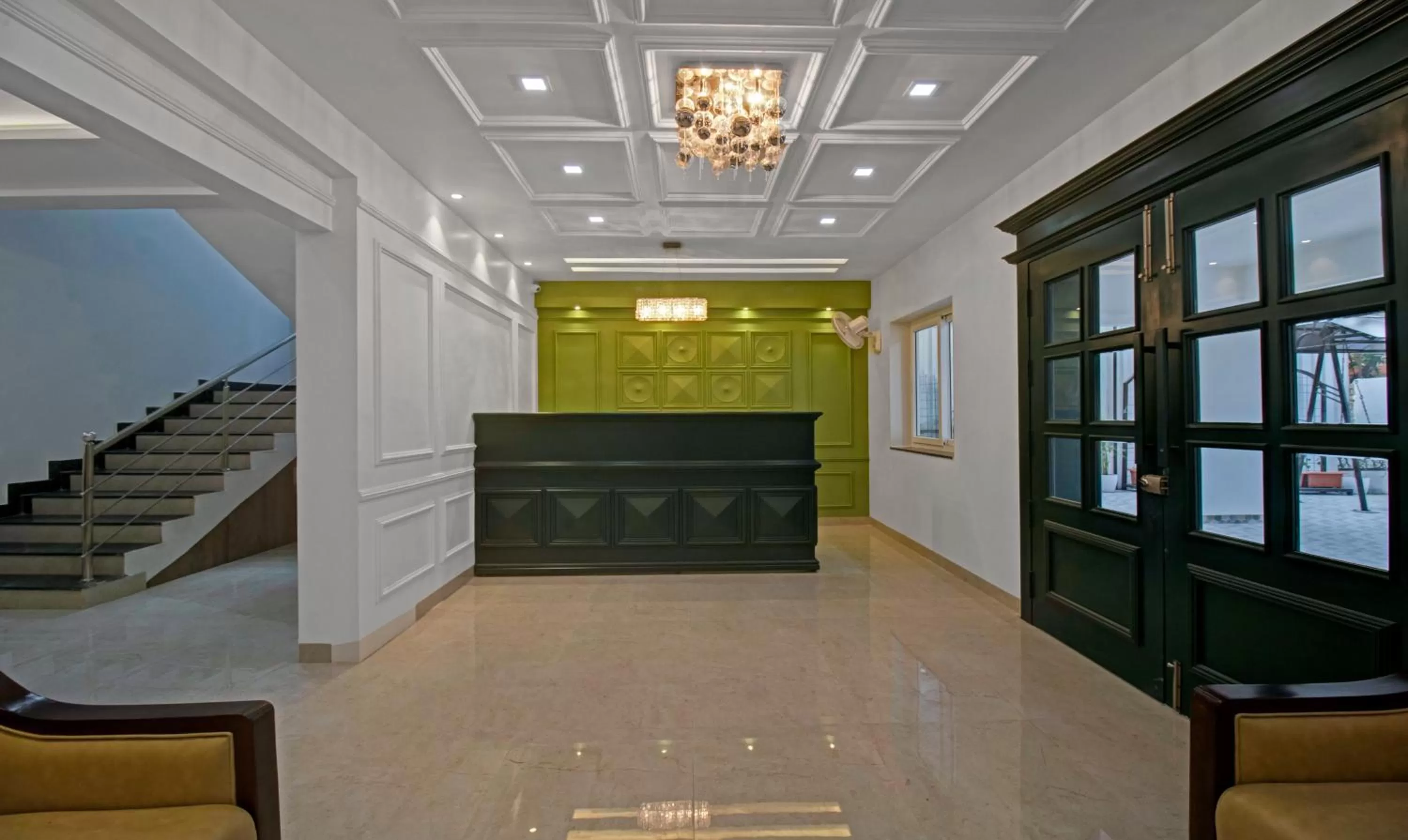 Lobby or reception in Treebo Chandraprasth Residency