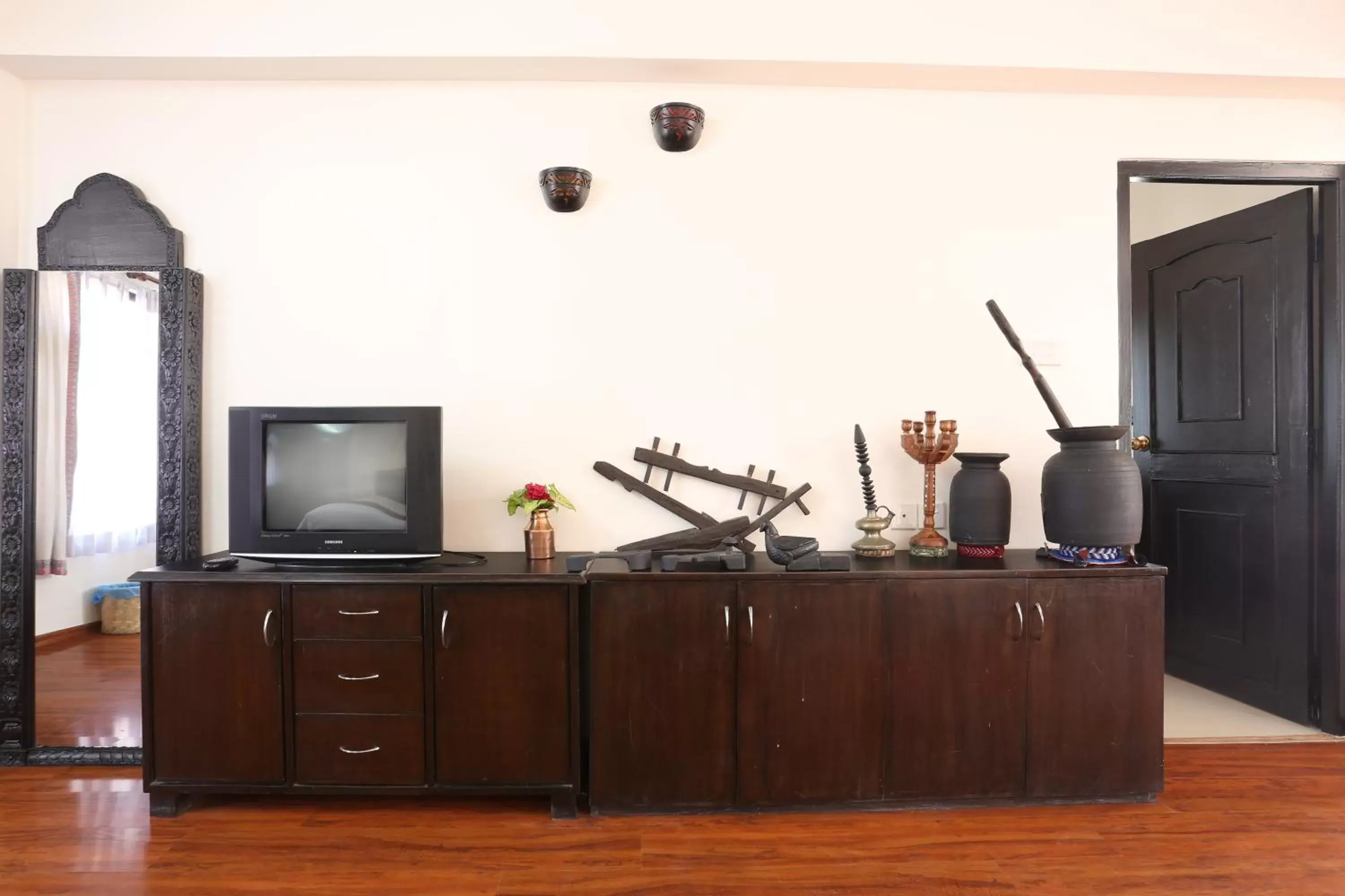 Living room, Kitchen/Kitchenette in Thamel Eco Resort