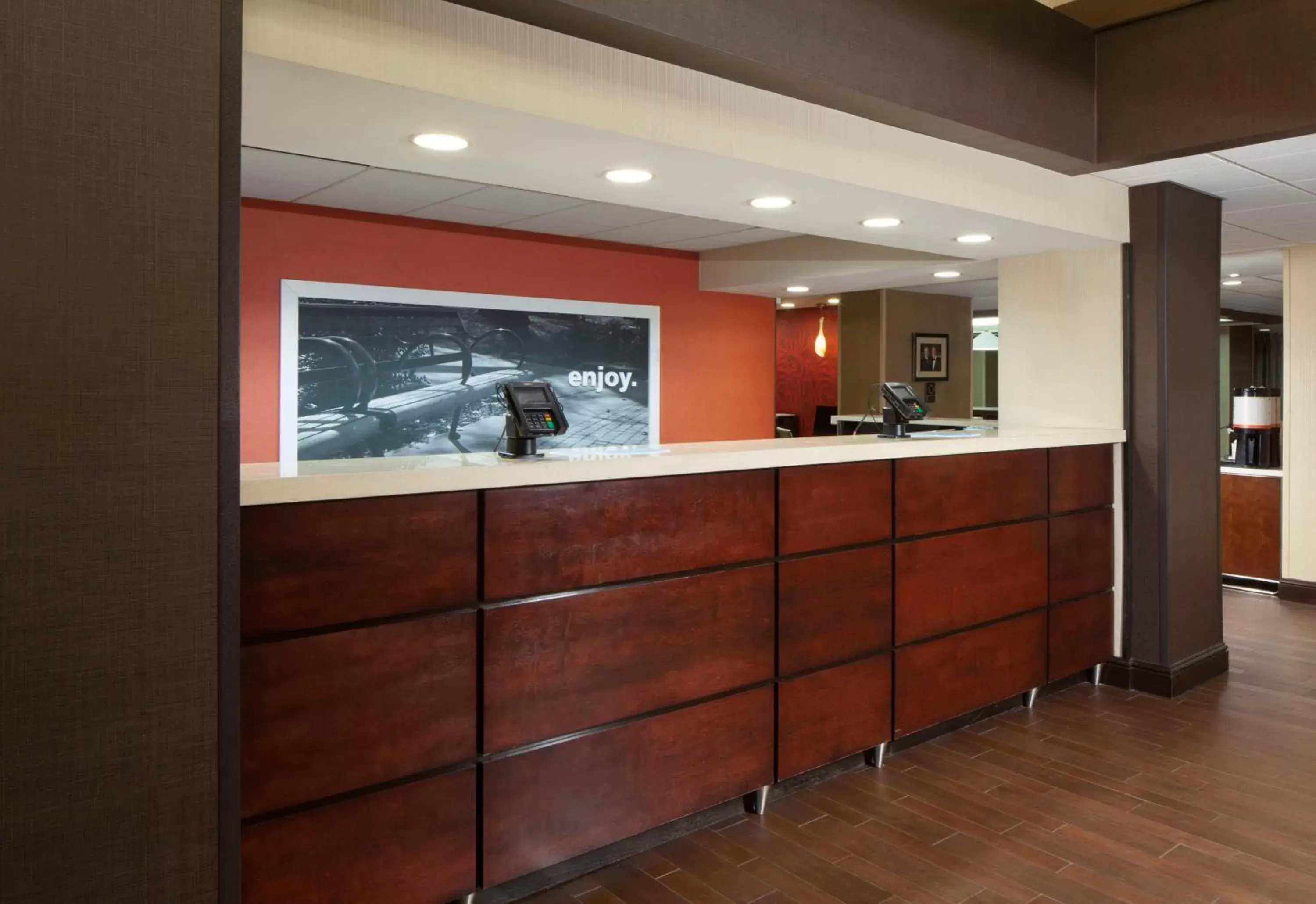 Lobby or reception in Hampton Inn Charleston-Southridge Lobby or reception in Hampton Inn Charleston-Southridge