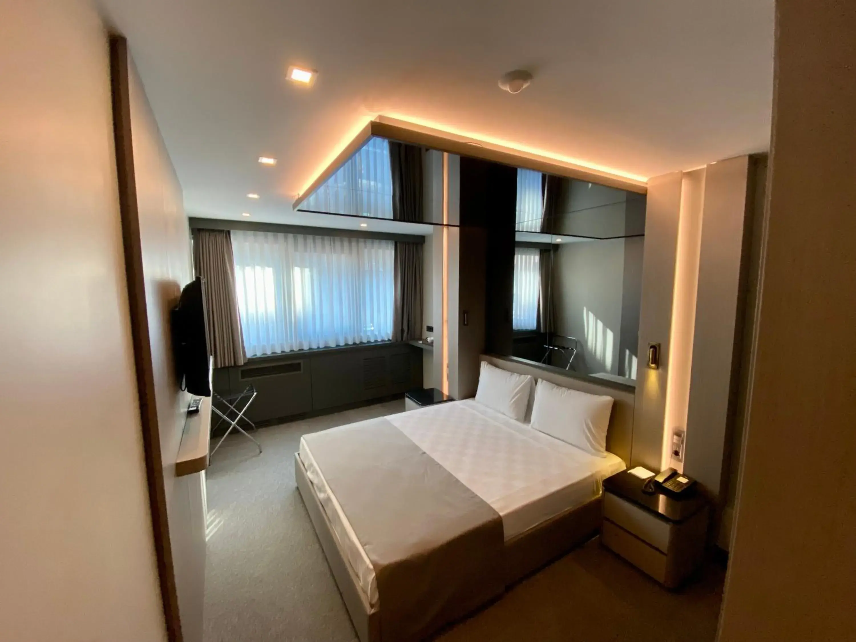 Photo of the whole room, Bed in Triada Hotel Karaköy