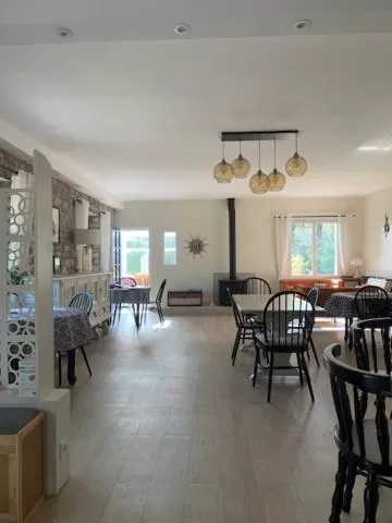 Restaurant/Places to Eat in La Gentilhommière