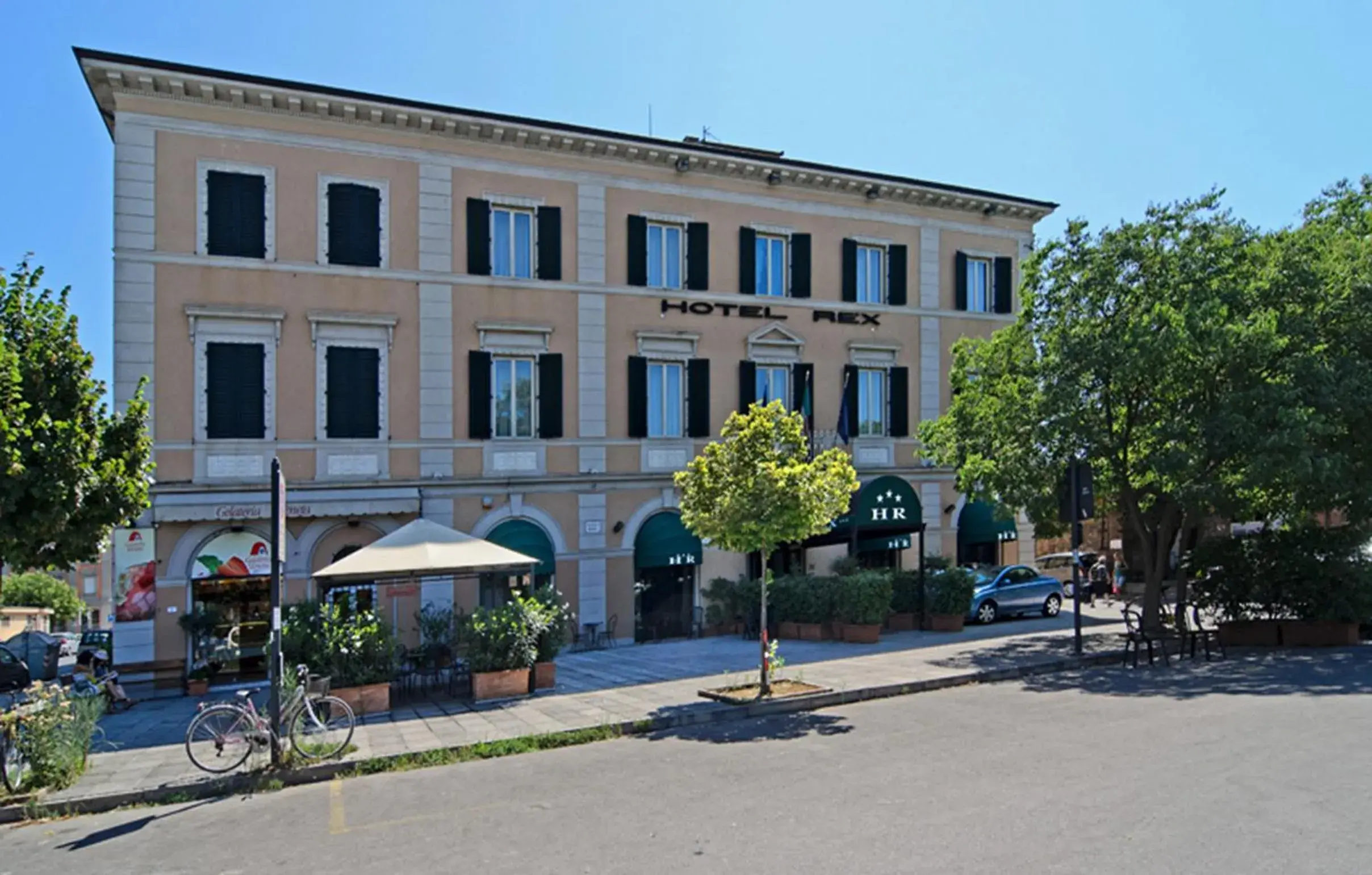 Facade/entrance, Property Building in Hotel Rex