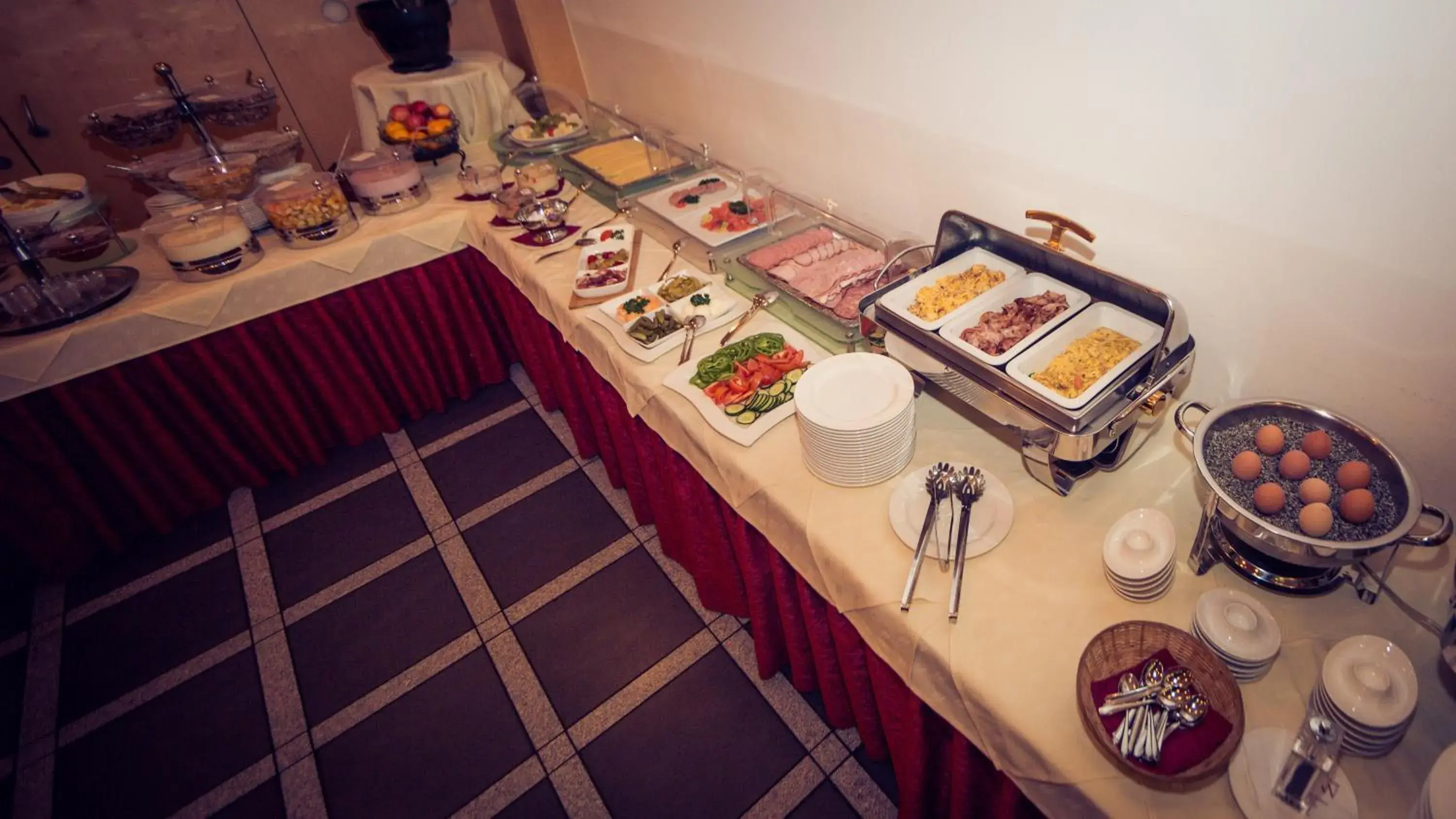 Buffet breakfast, Food in Hotel Bokan Exclusiv