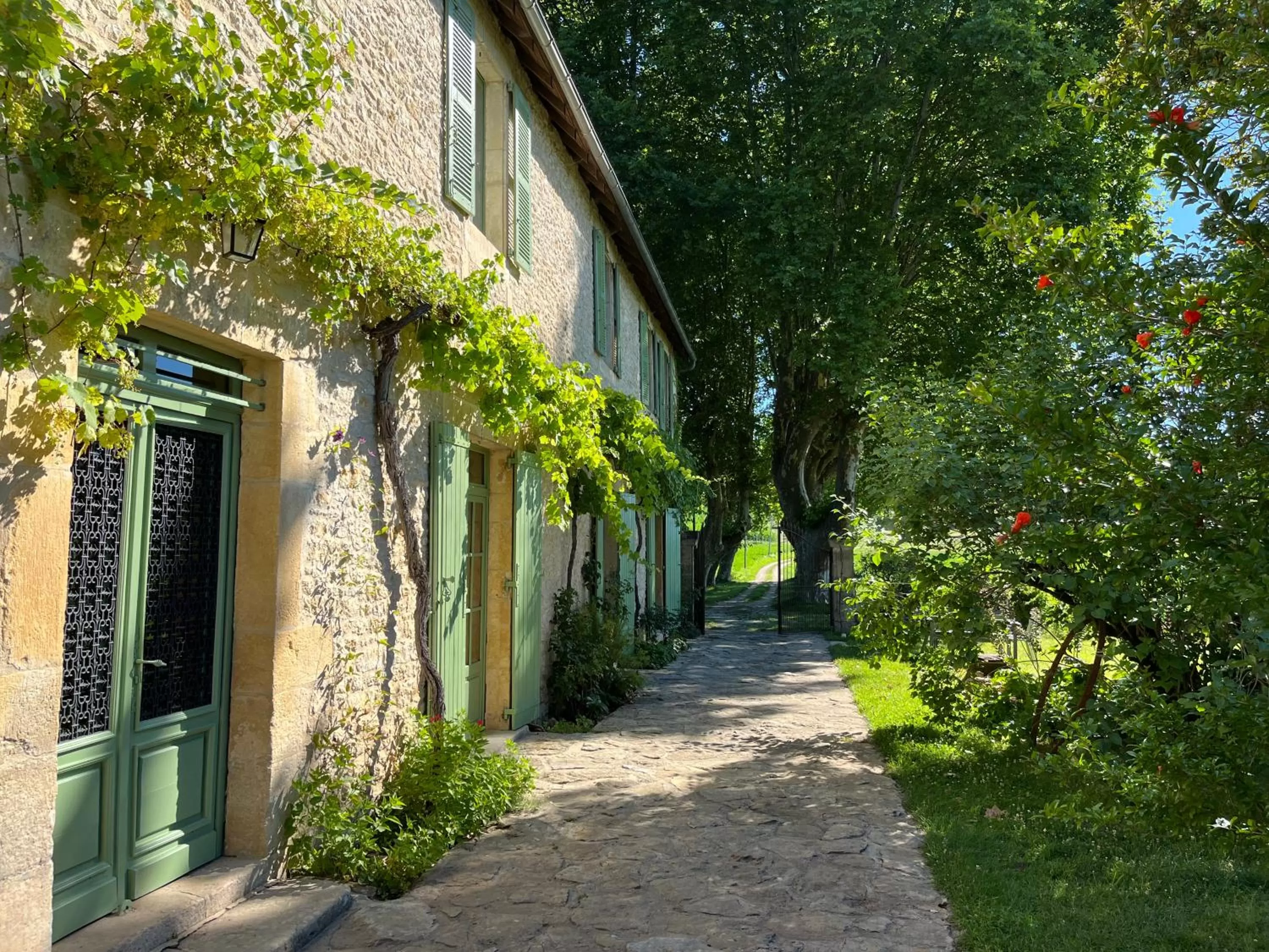 Facade/entrance, Property Building in Le Clos Chalmon Chambre d'hôte