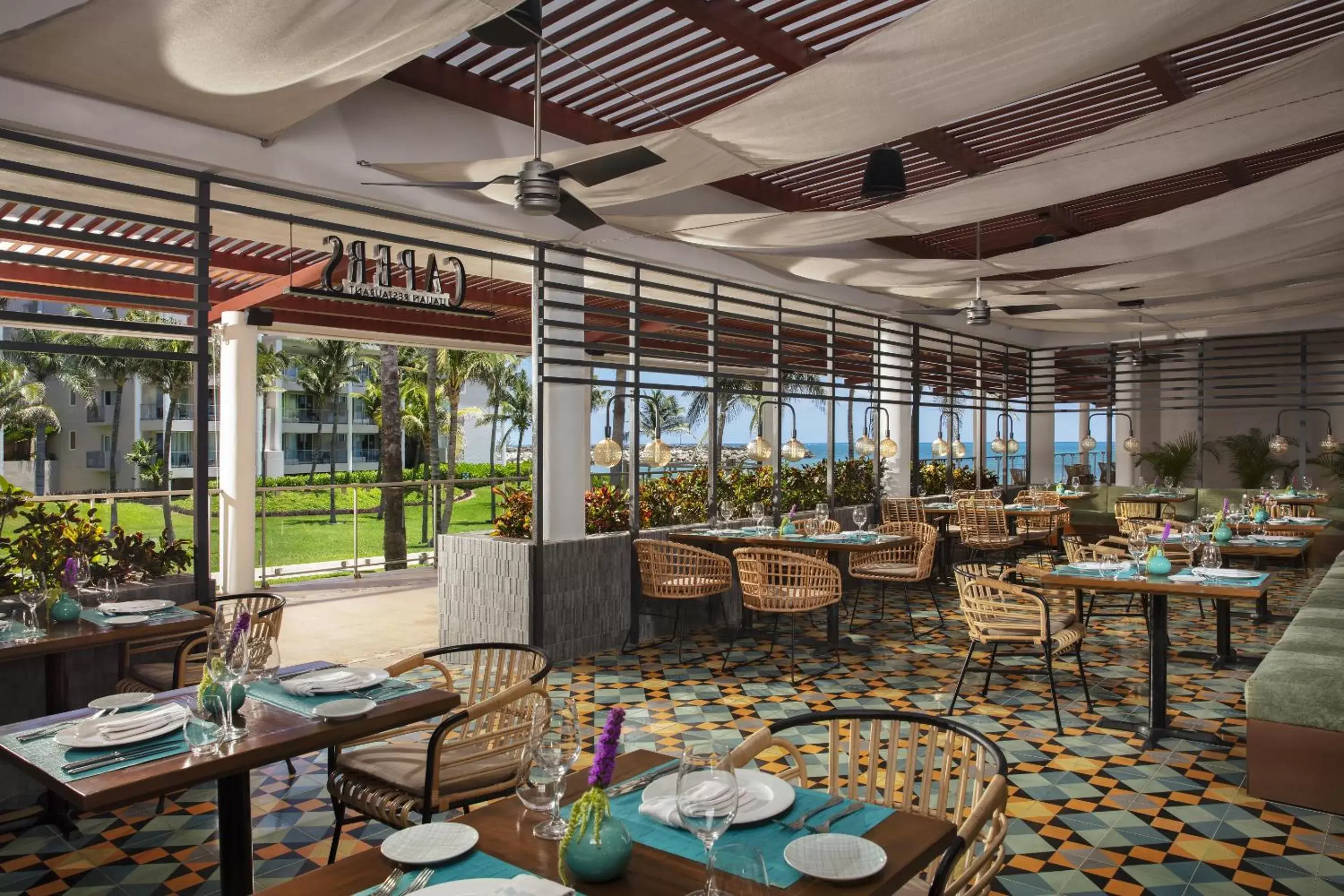 Restaurant/Places to Eat in Dreams Jade Resort & Spa - All Inclusive