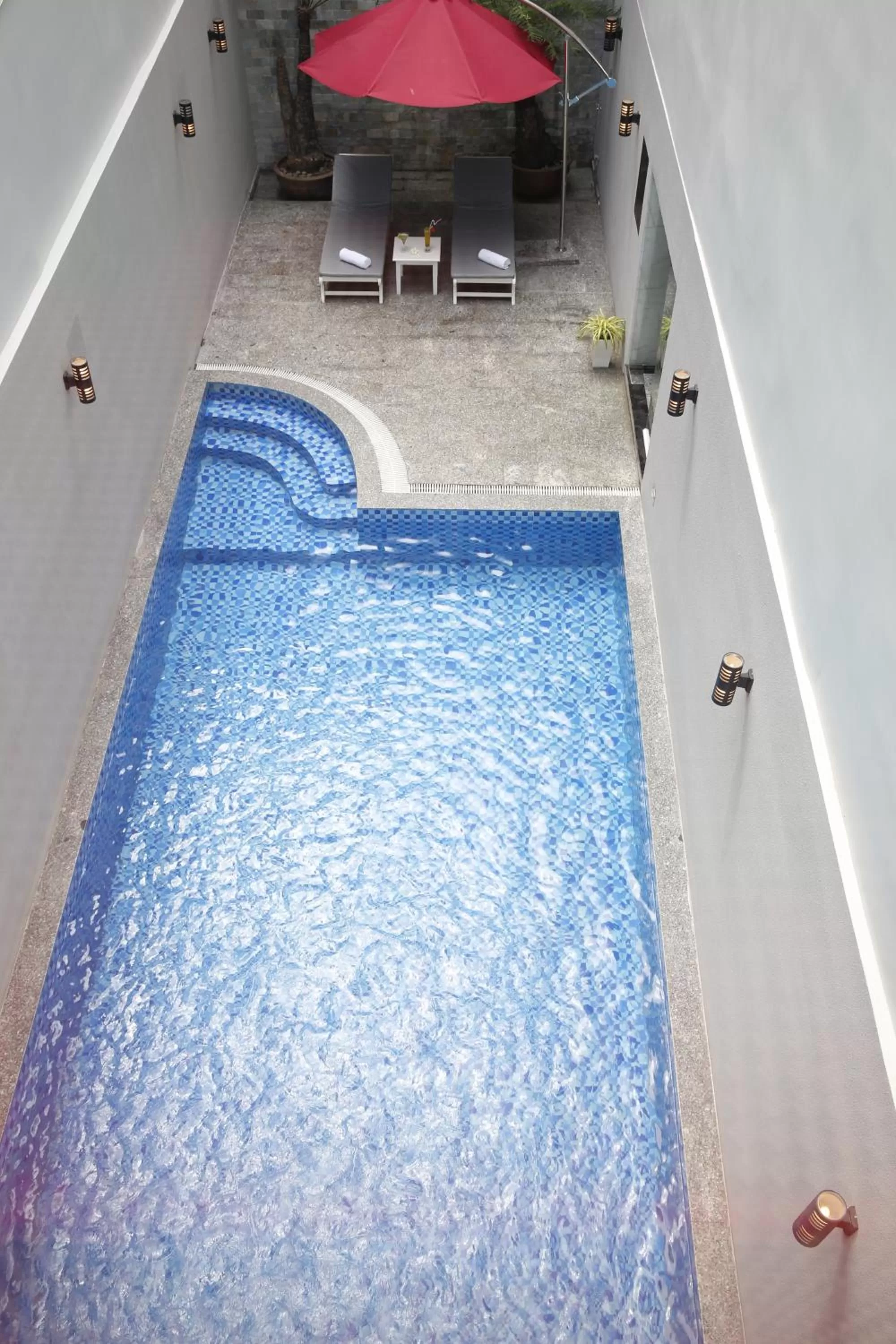Swimming pool in Starlet Hotel