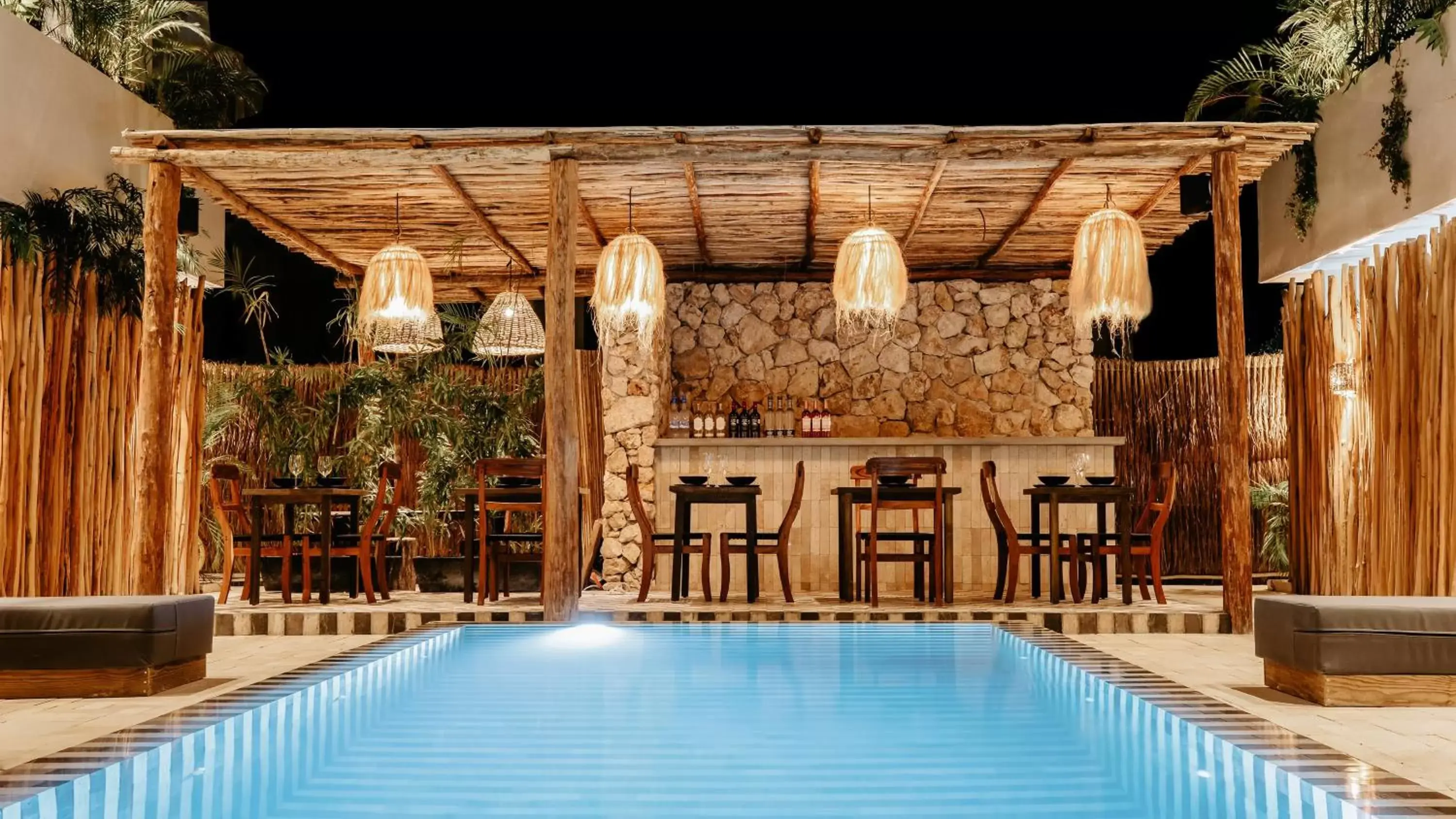 Restaurant/places to eat, Swimming Pool in Majaro Hotel Tulum
