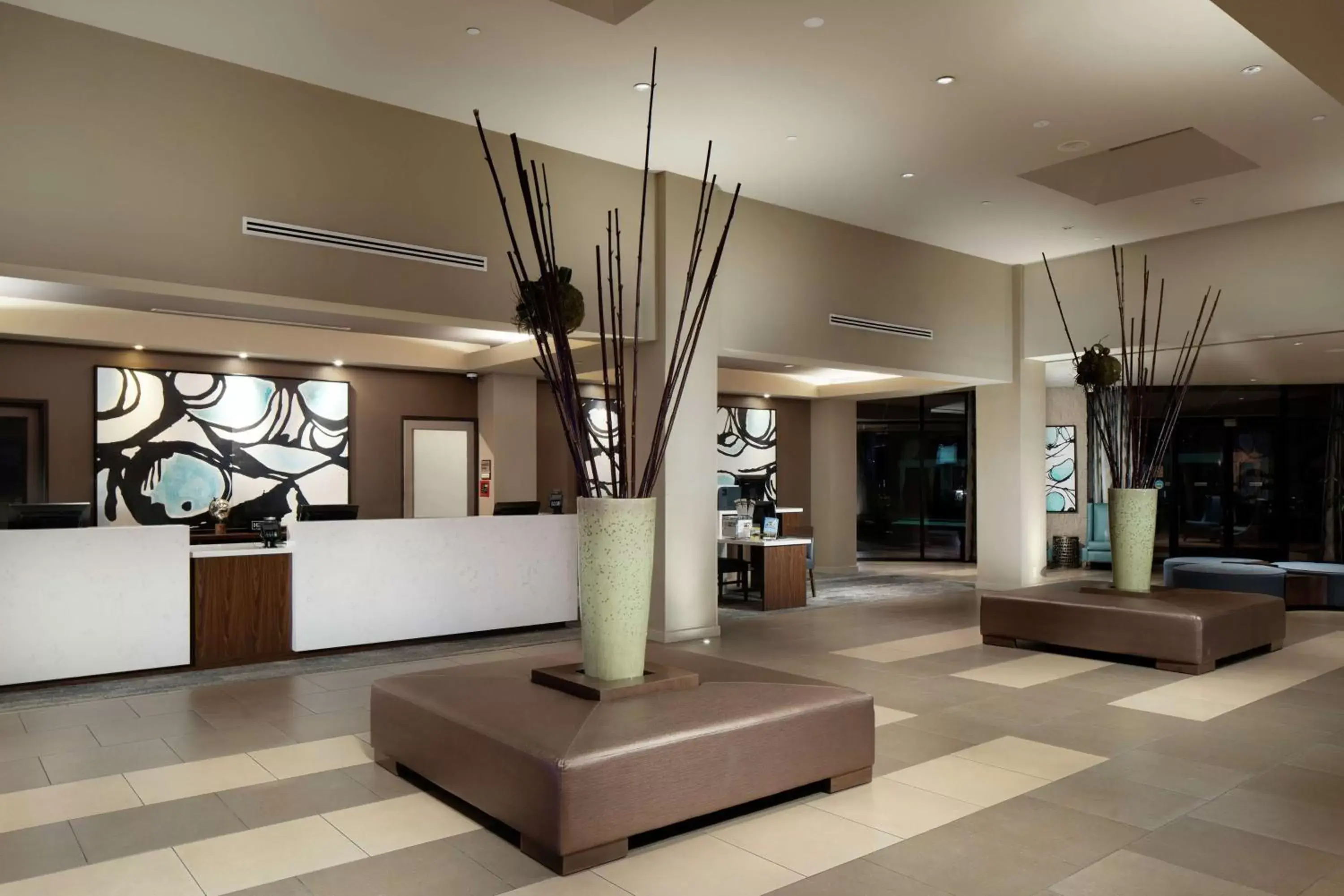 Lobby or reception, Lobby/Reception in DoubleTree by Hilton Monrovia - Pasadena Area