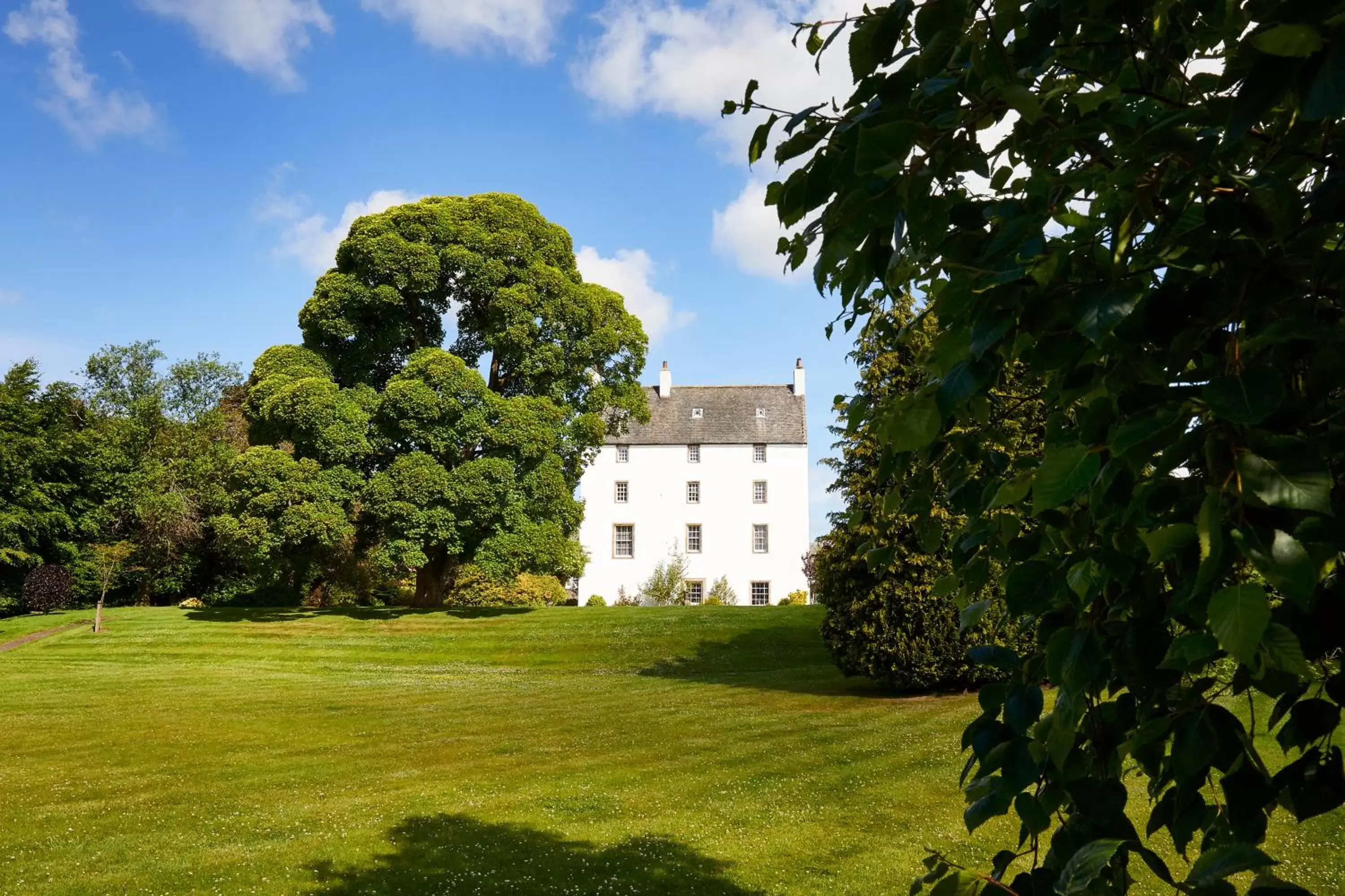 Property Building in Macdonald Houstoun House