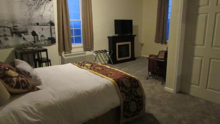 Bed in The Inn at Deer Creek Winery